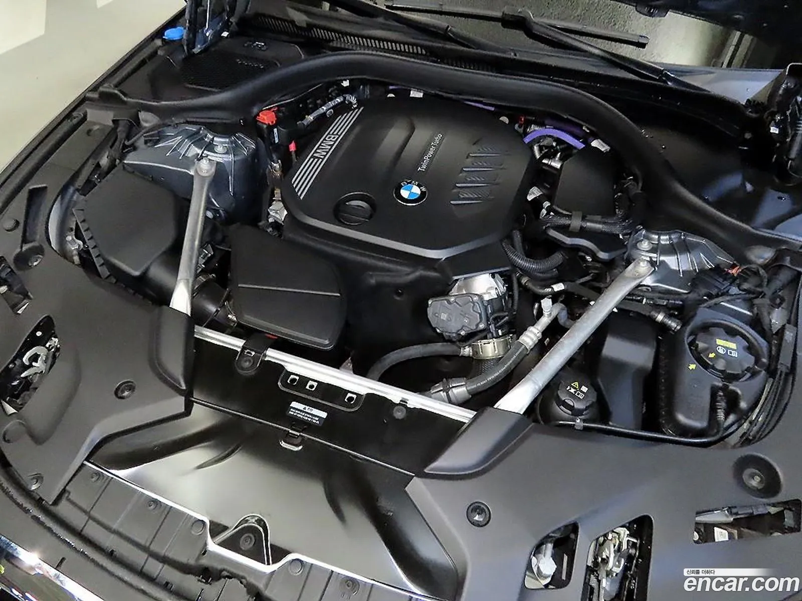 BMW 5 Series 2023 — 13