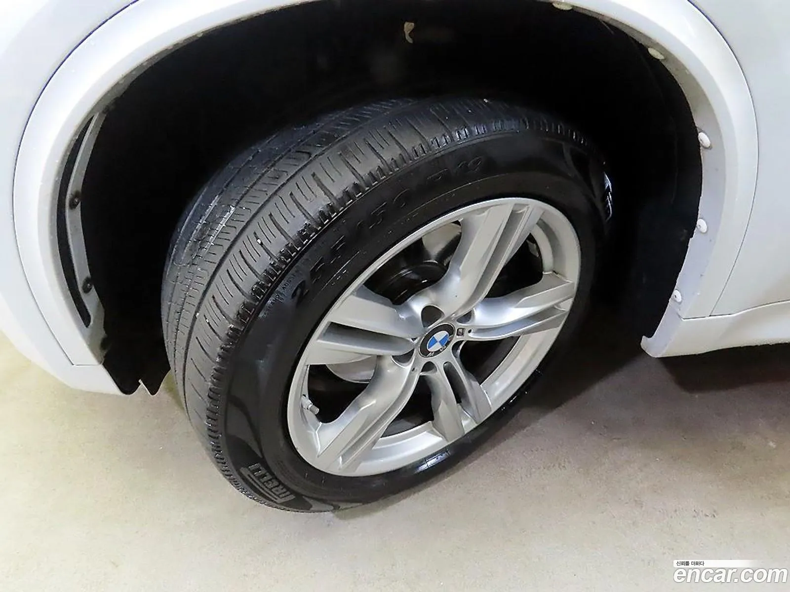 BMW X5 2018 — 8