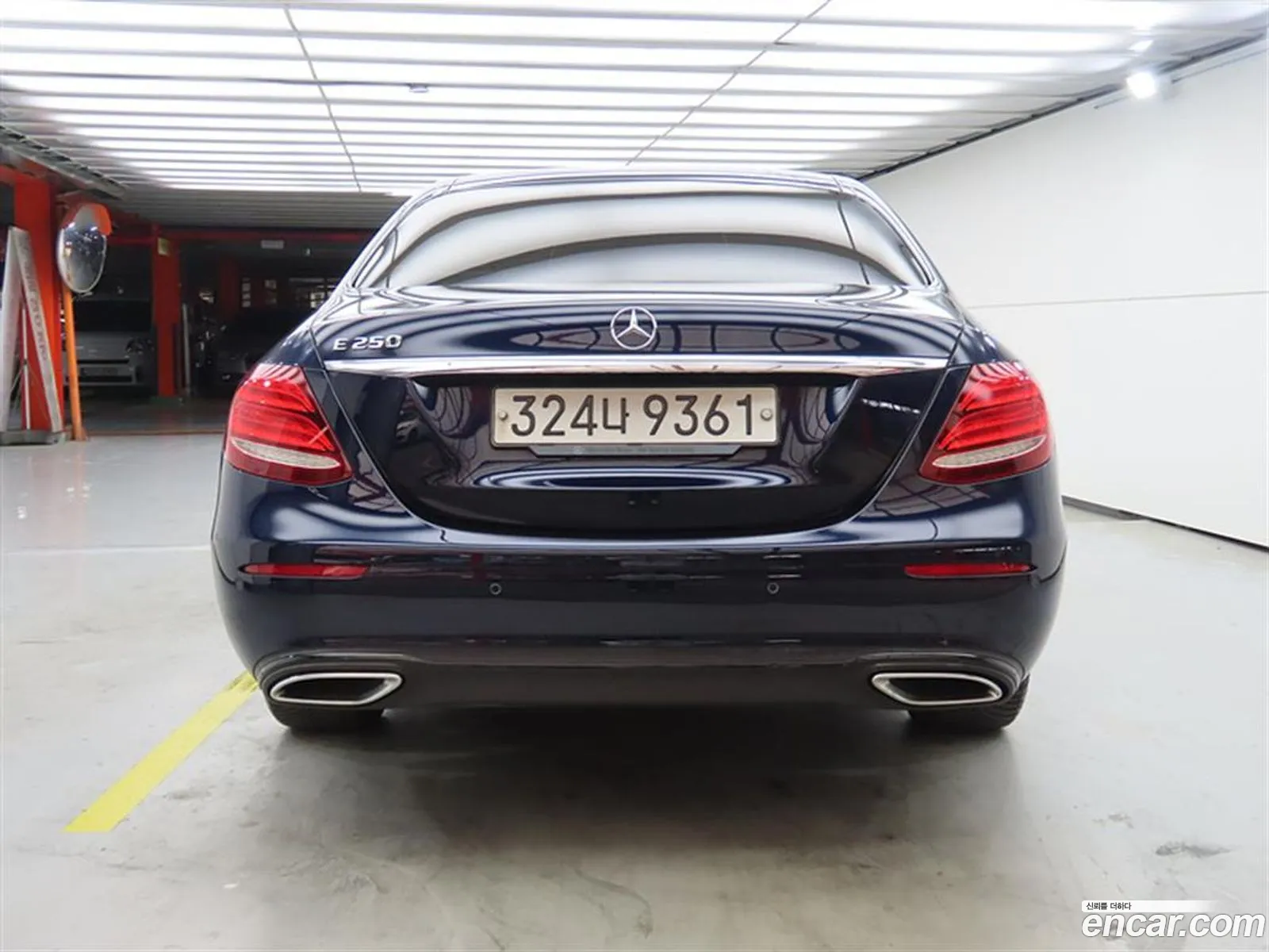 Mercedes-Benz E-Class W213 2020 — 13