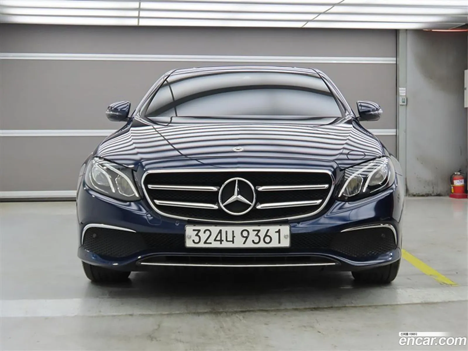 Mercedes-Benz E-Class W213 2020 — 15
