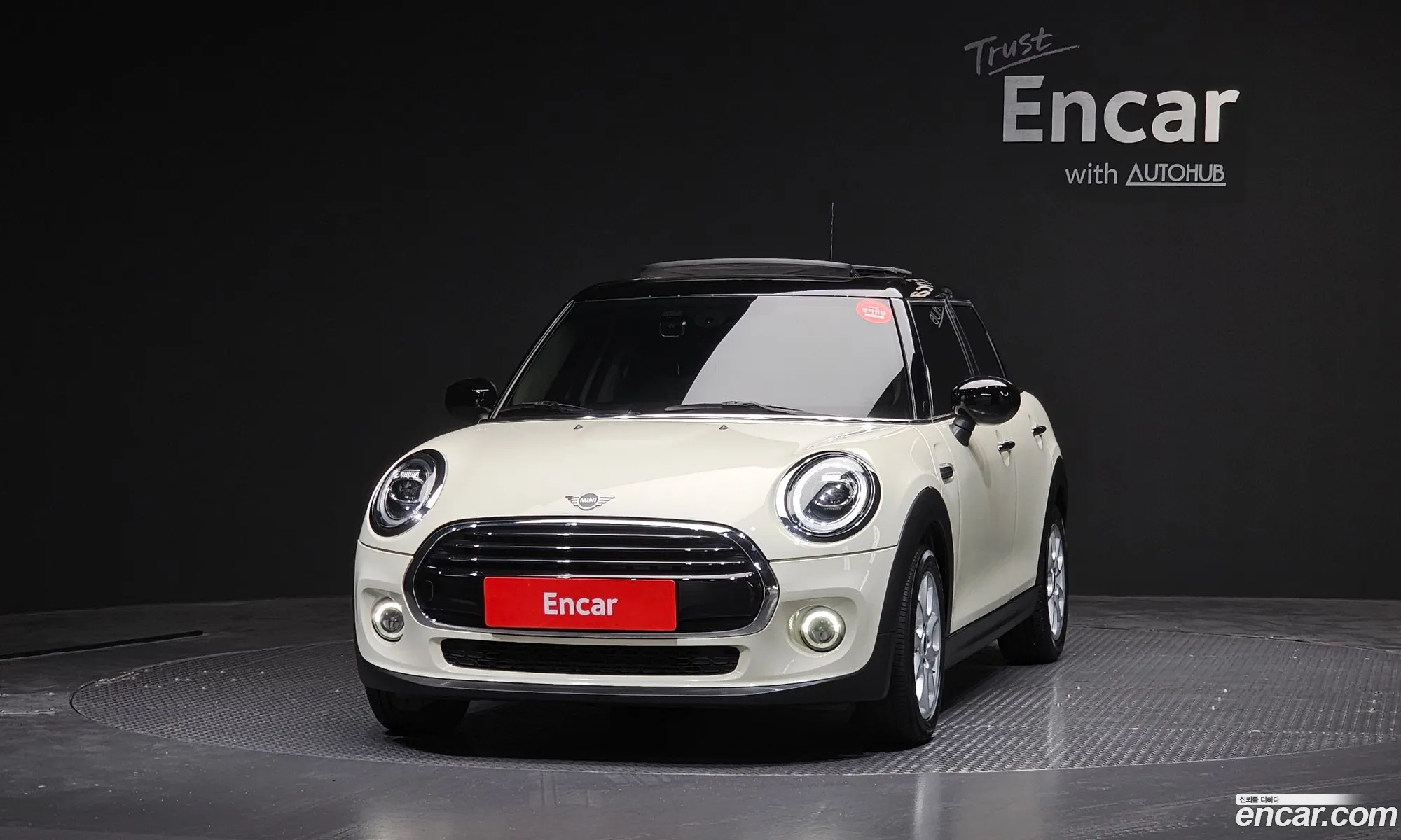 Mini Cooper 2020 — 12