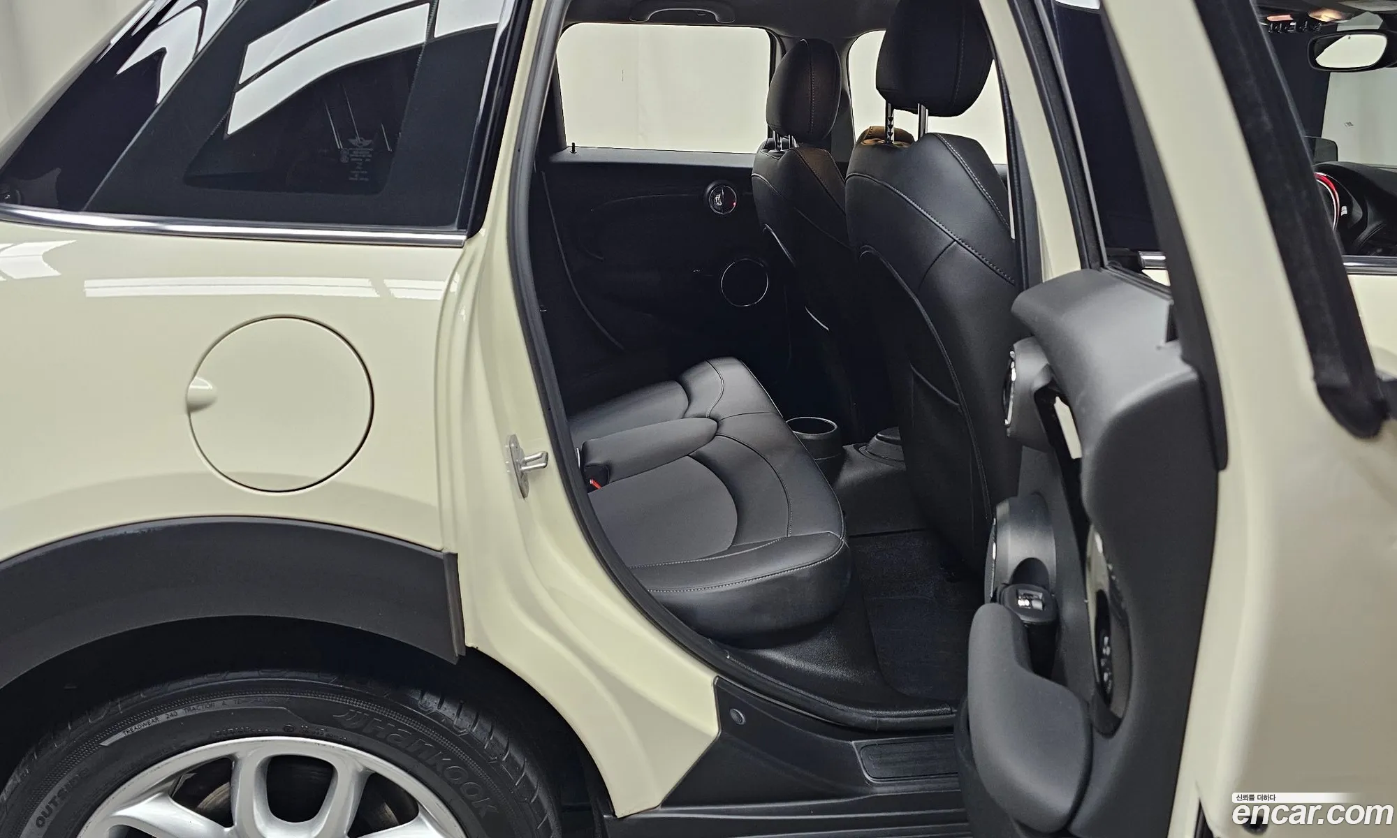Mini Cooper 2020 — 4