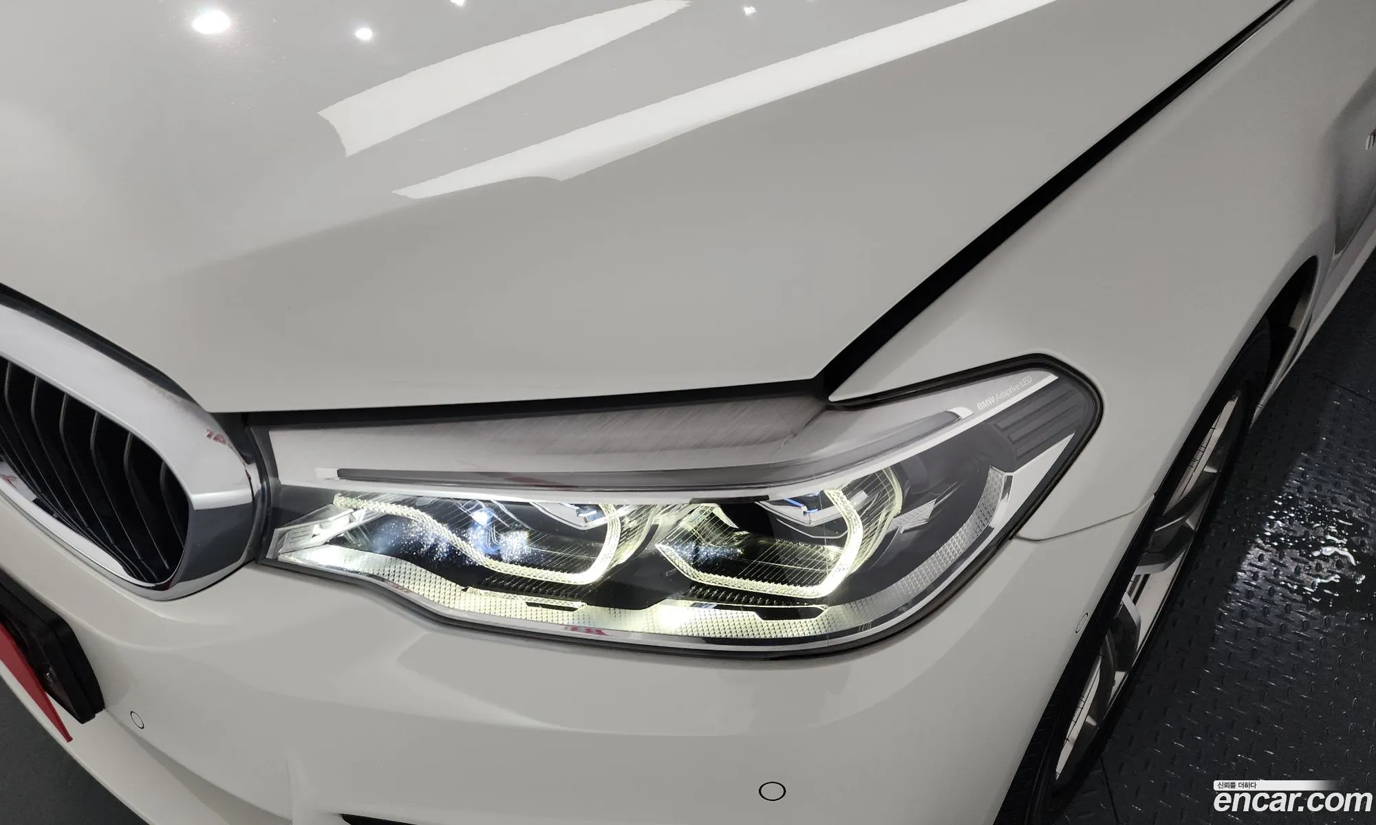 BMW 5 Series 2017 WBAJD9108HWA91314 — 32