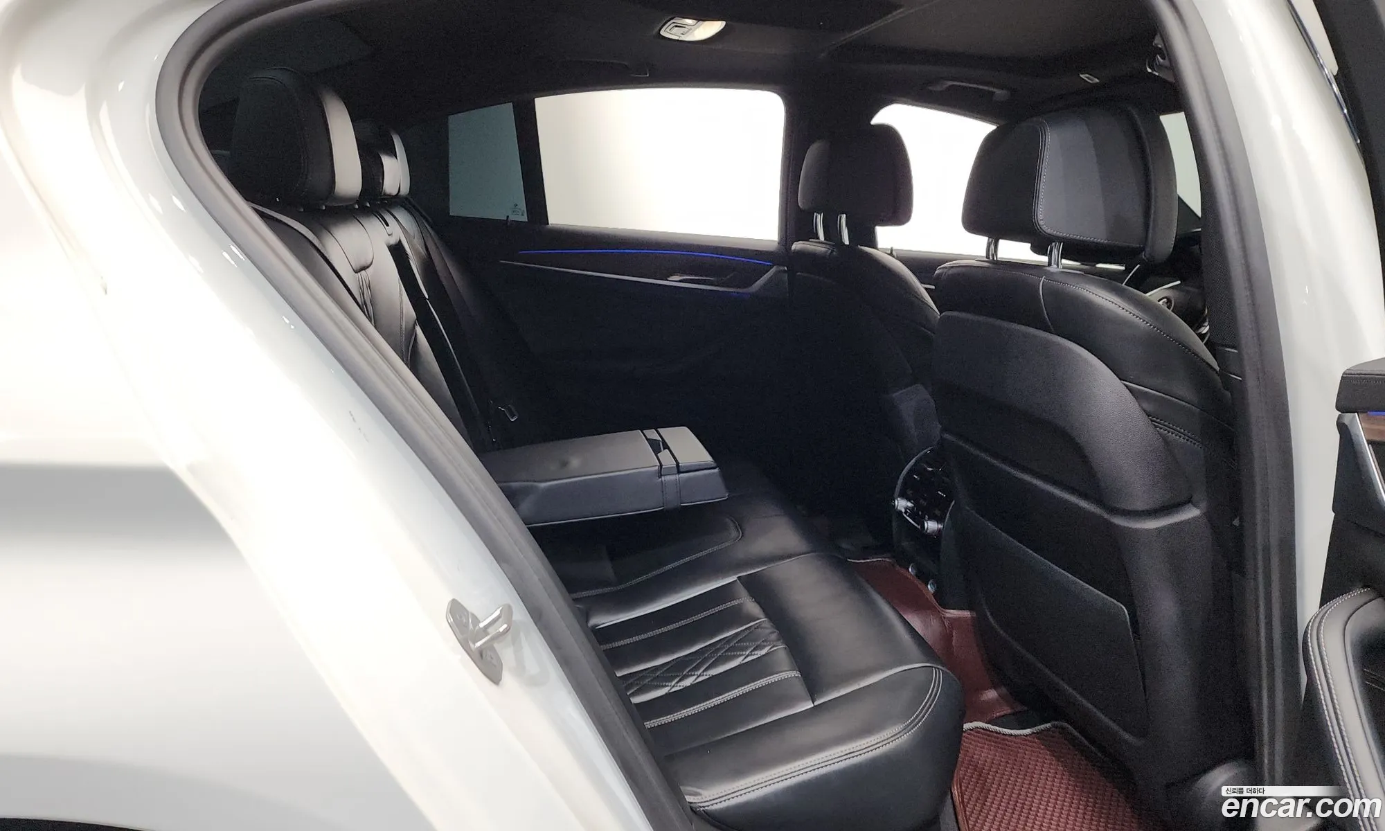 BMW 5 Series 2017 WBAJD9108HWA91314 — 19