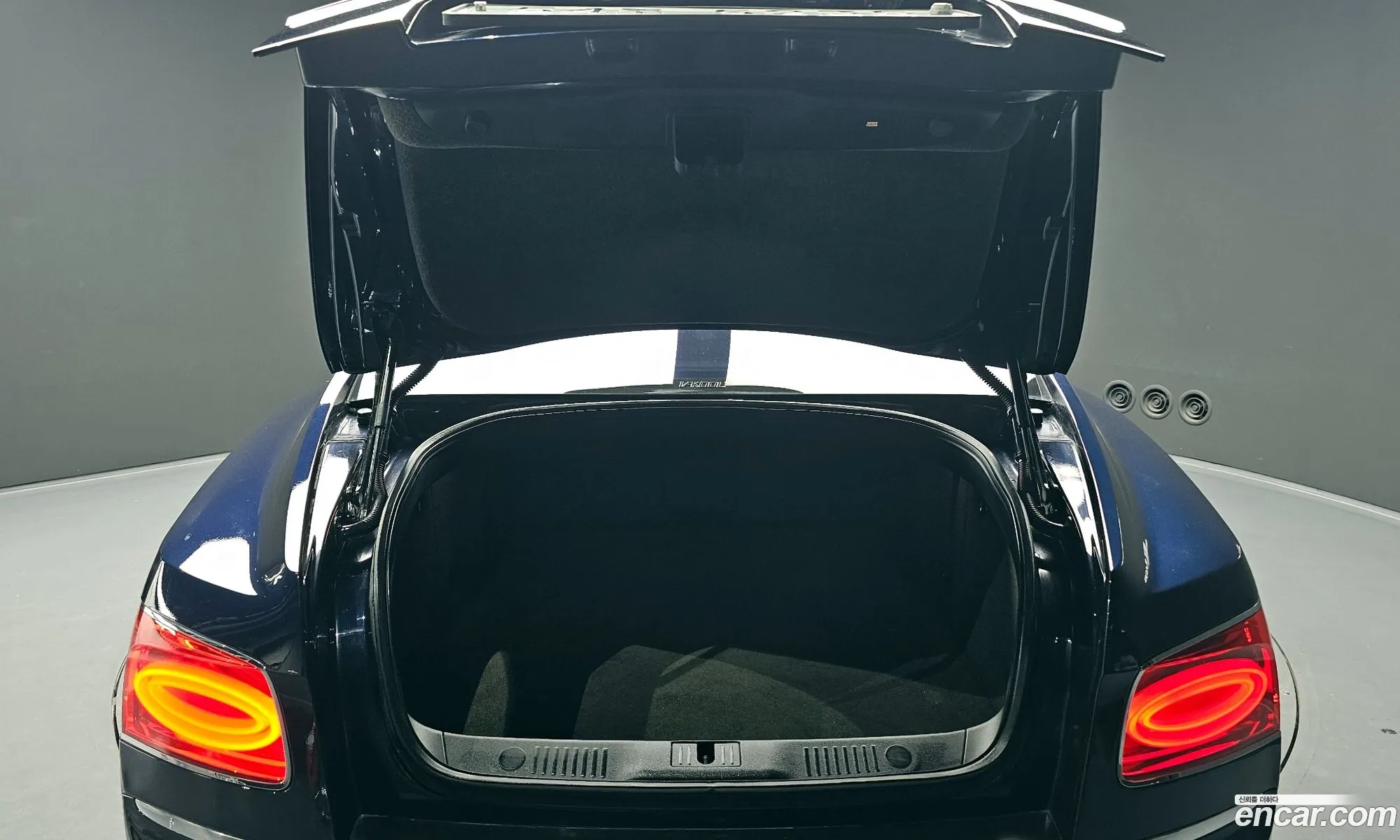 Bentley Flying Spur 2018 SCBET53W1JC066571 — 7