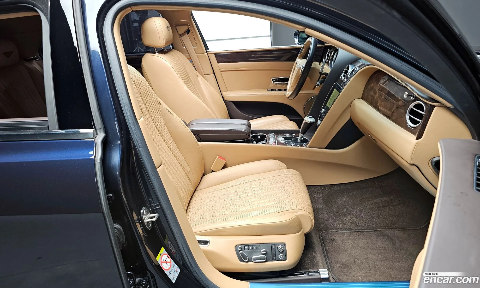 Bentley Flying Spur 2018 SCBET53W1JC066571 — 5