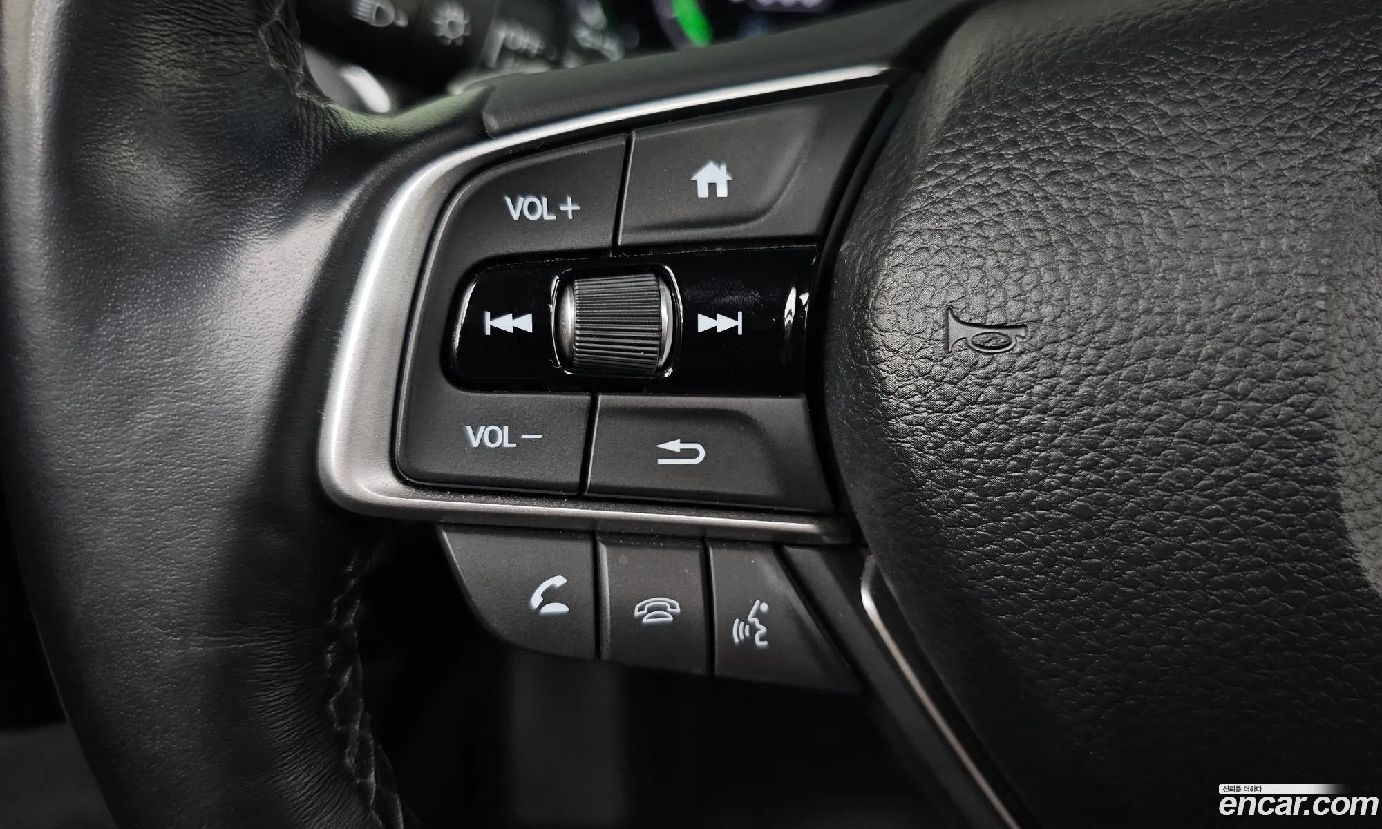 Honda Accord 10th Gen 2021 — 6