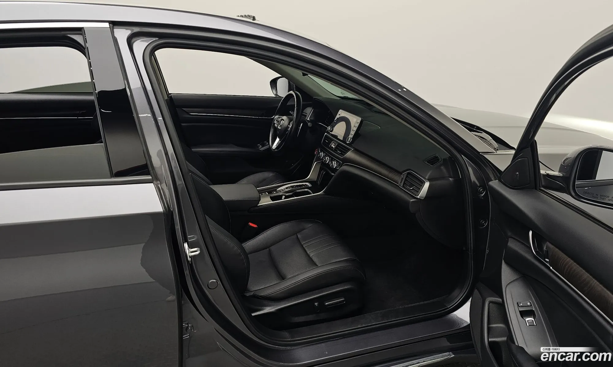 Honda Accord 10th Gen 2021 — 20