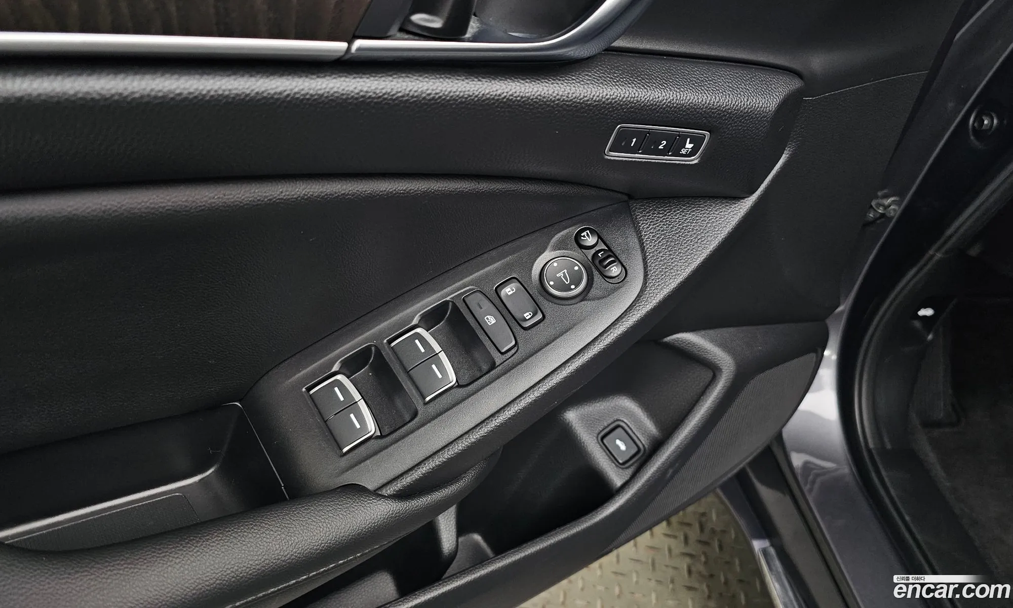 Honda Accord 10th Gen 2021 — 3