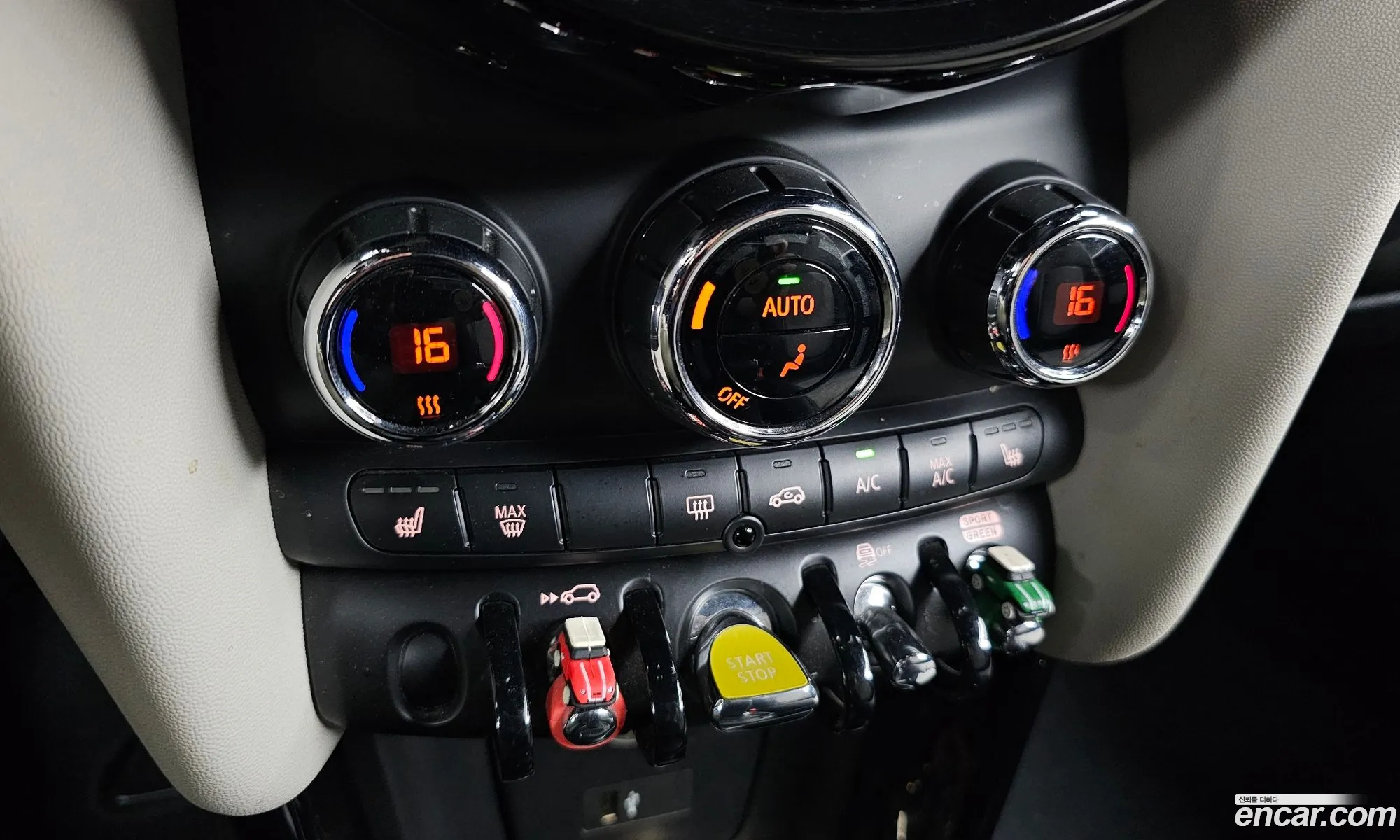 Mini Cooper Electric 2022 WMW11DJ06N2S49466 — 16