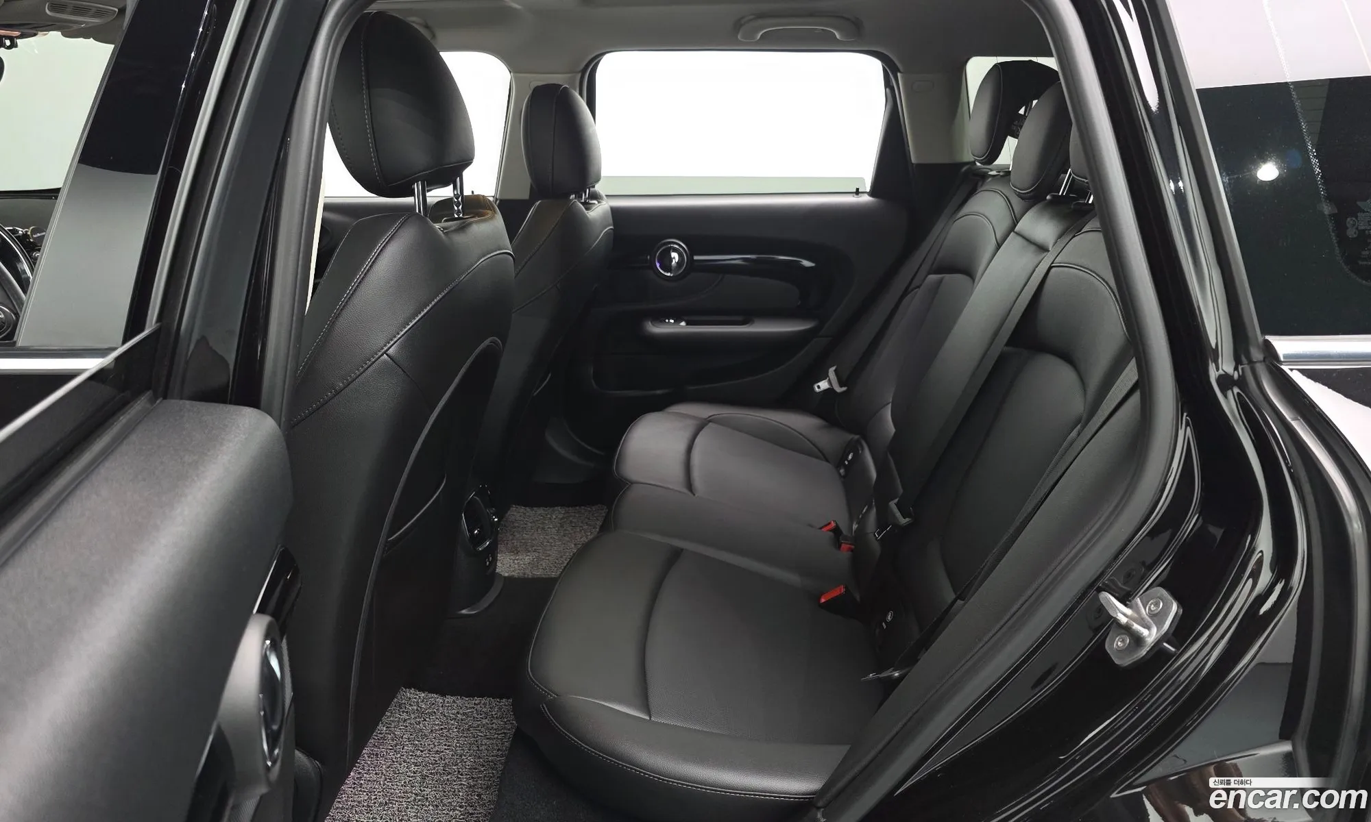 Mini Cooper Clubman 2019 — 16