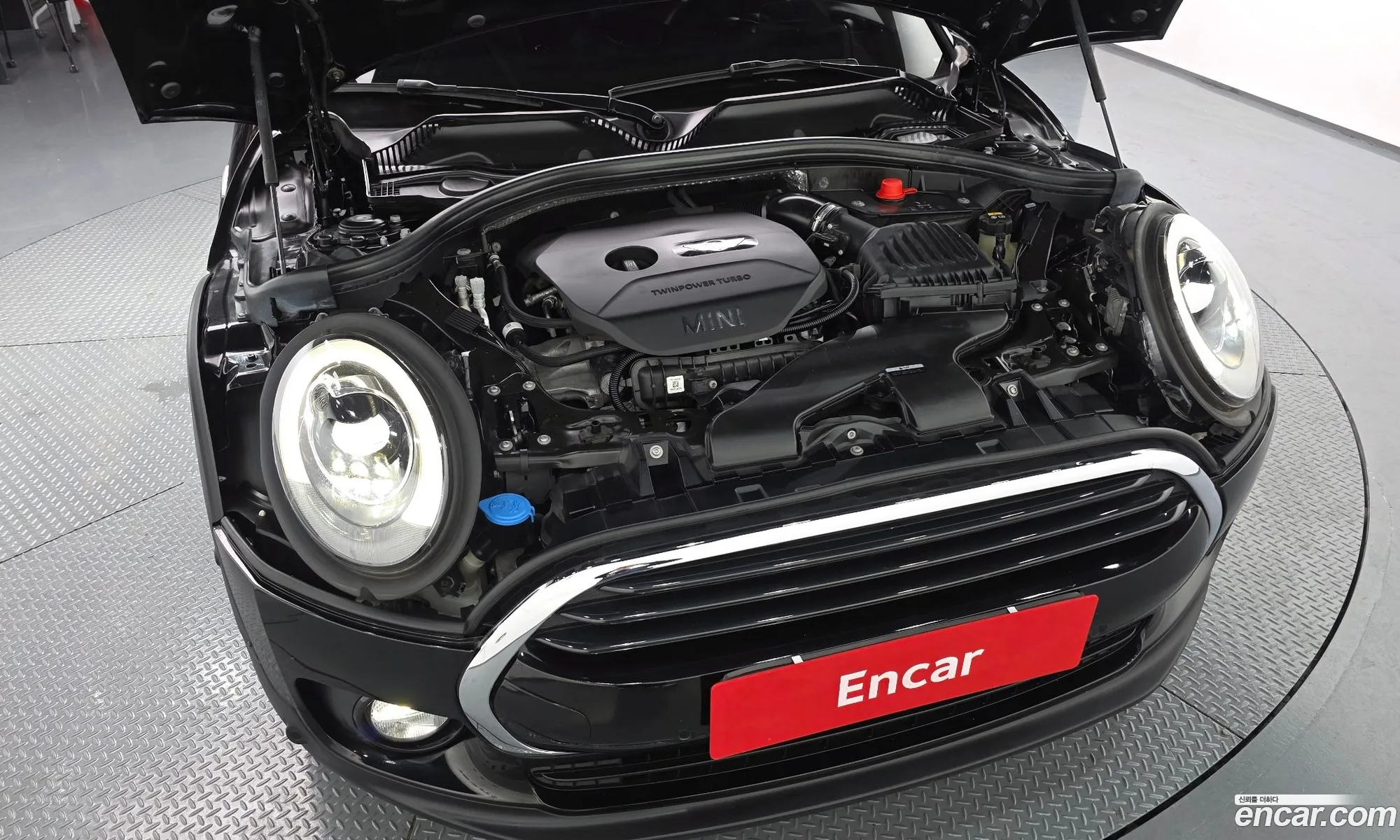 Mini Cooper Clubman 2019 — 17