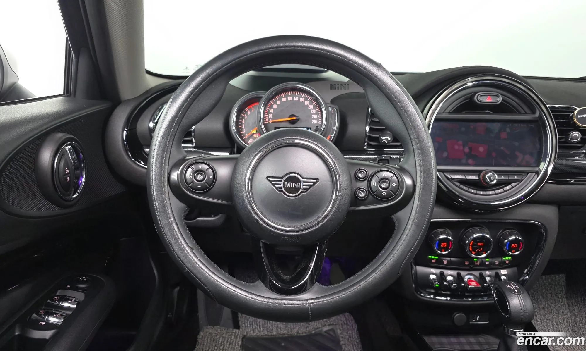 Mini Cooper Clubman 2019 — 5