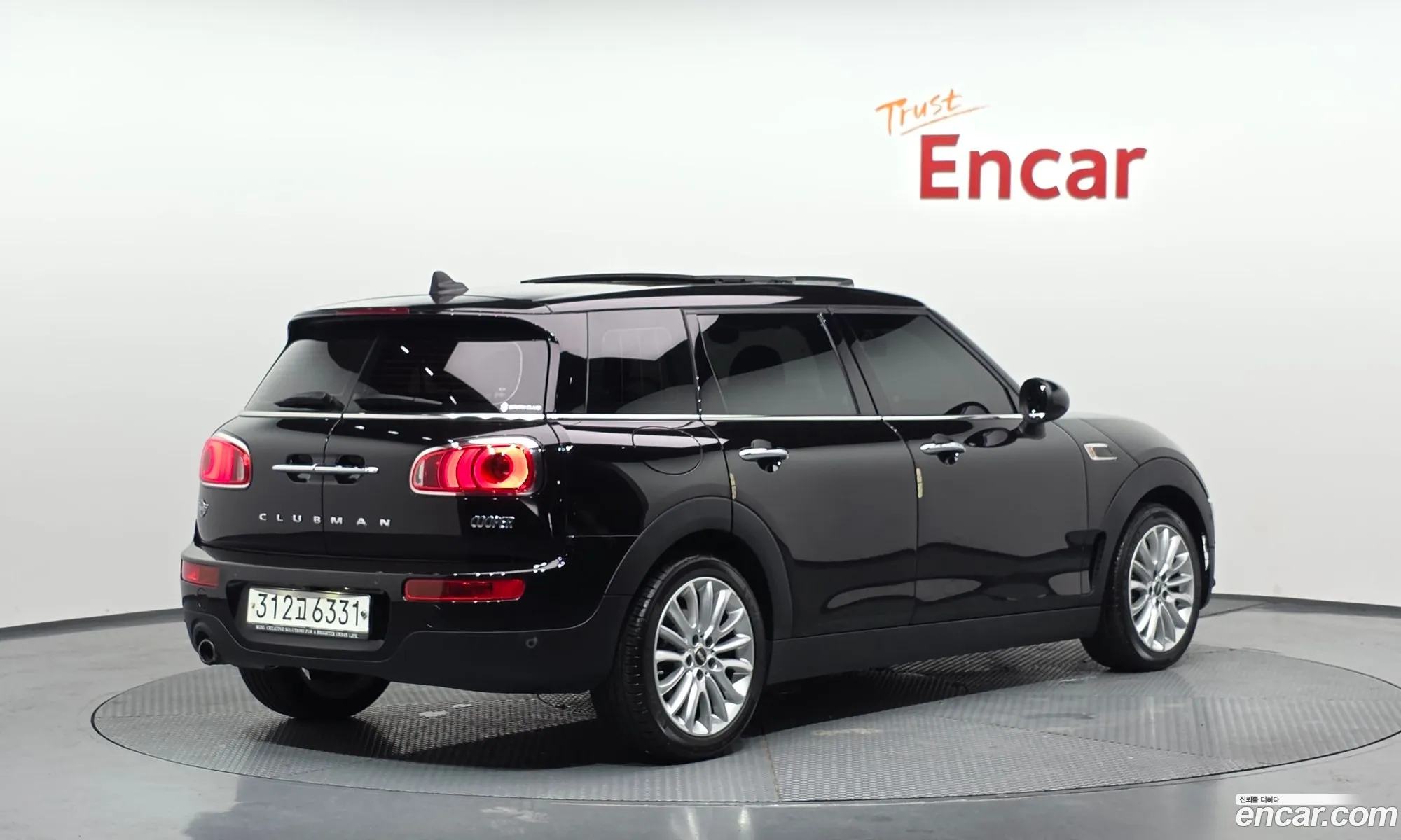 Mini Cooper Clubman 2019 — 15