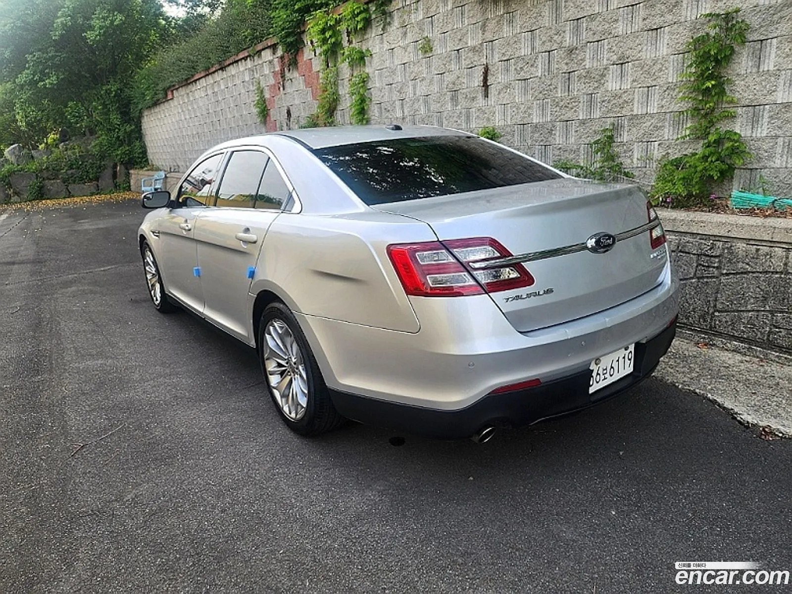 Ford Taurus 2013 — 3