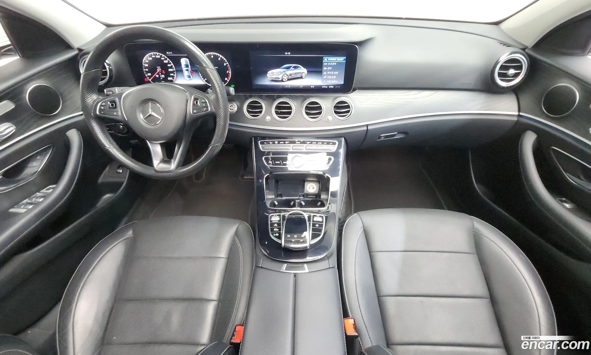 Mercedes-Benz E-Class W213 2016 WDDZF4JB3HA058581 — 14