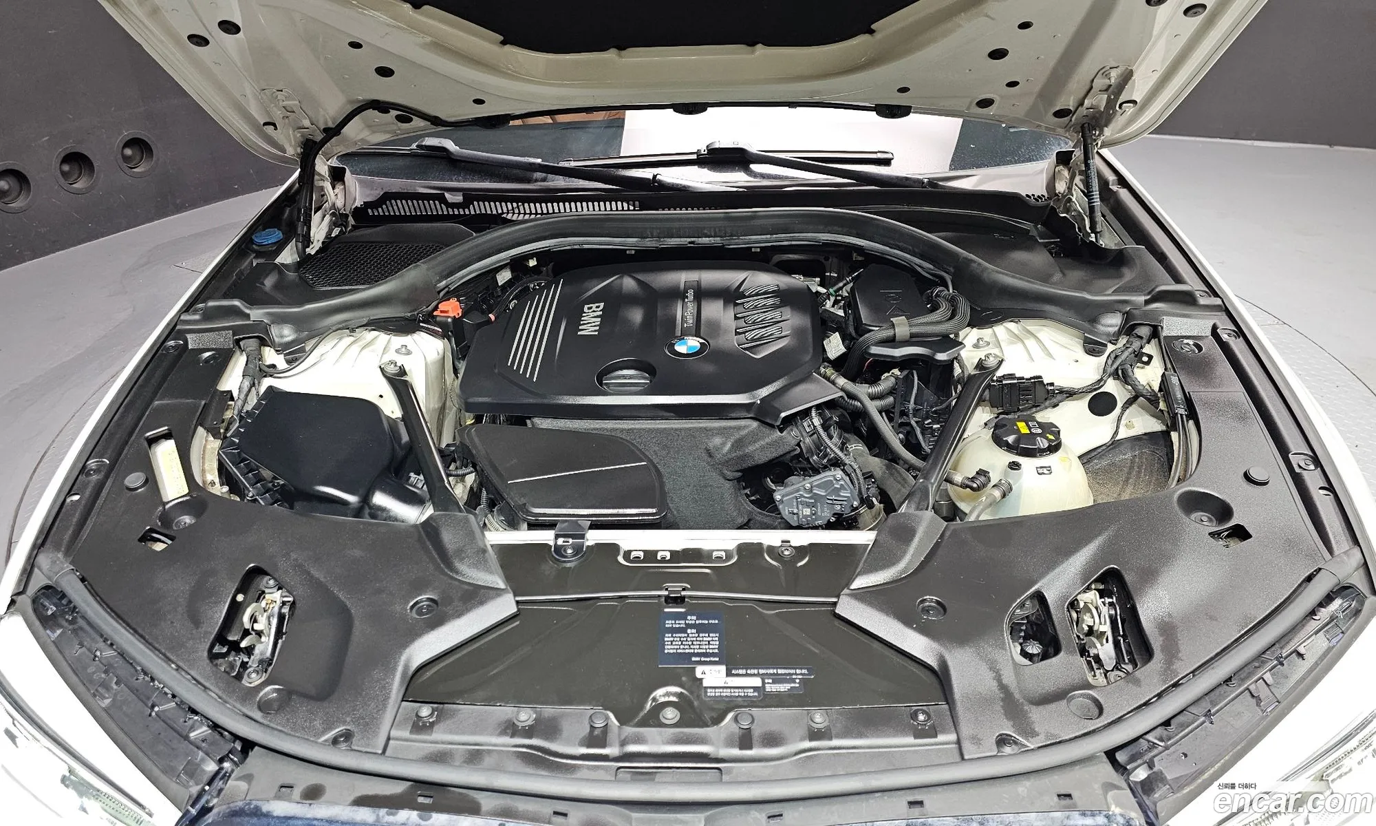 BMW 5 Series 2017 WBAJC5107HG857438 — 18