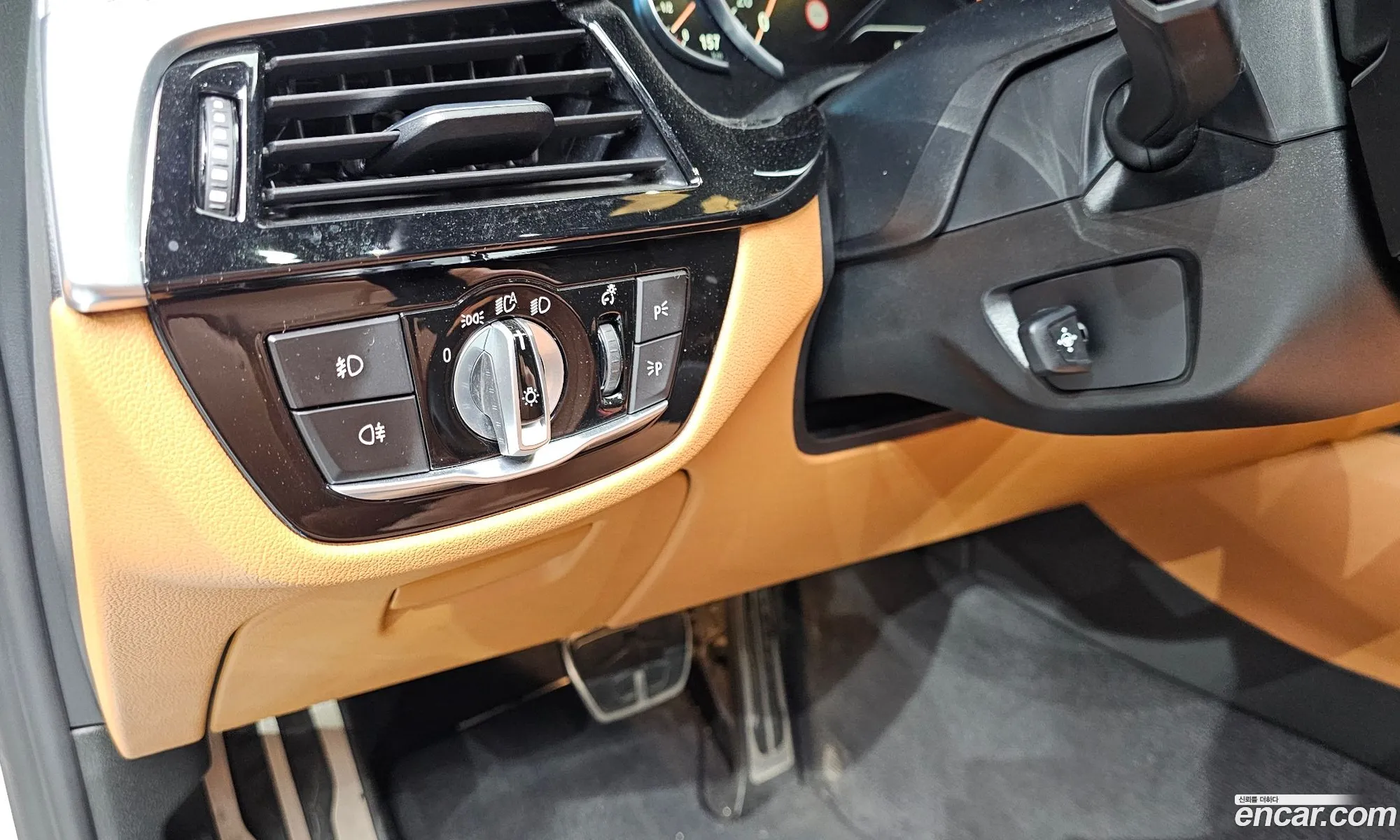 BMW 5 Series 2017 WBAJC5107HG857438 — 4