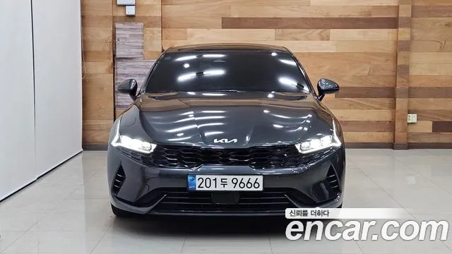 Kia K5 Hybrid 2021 — 2