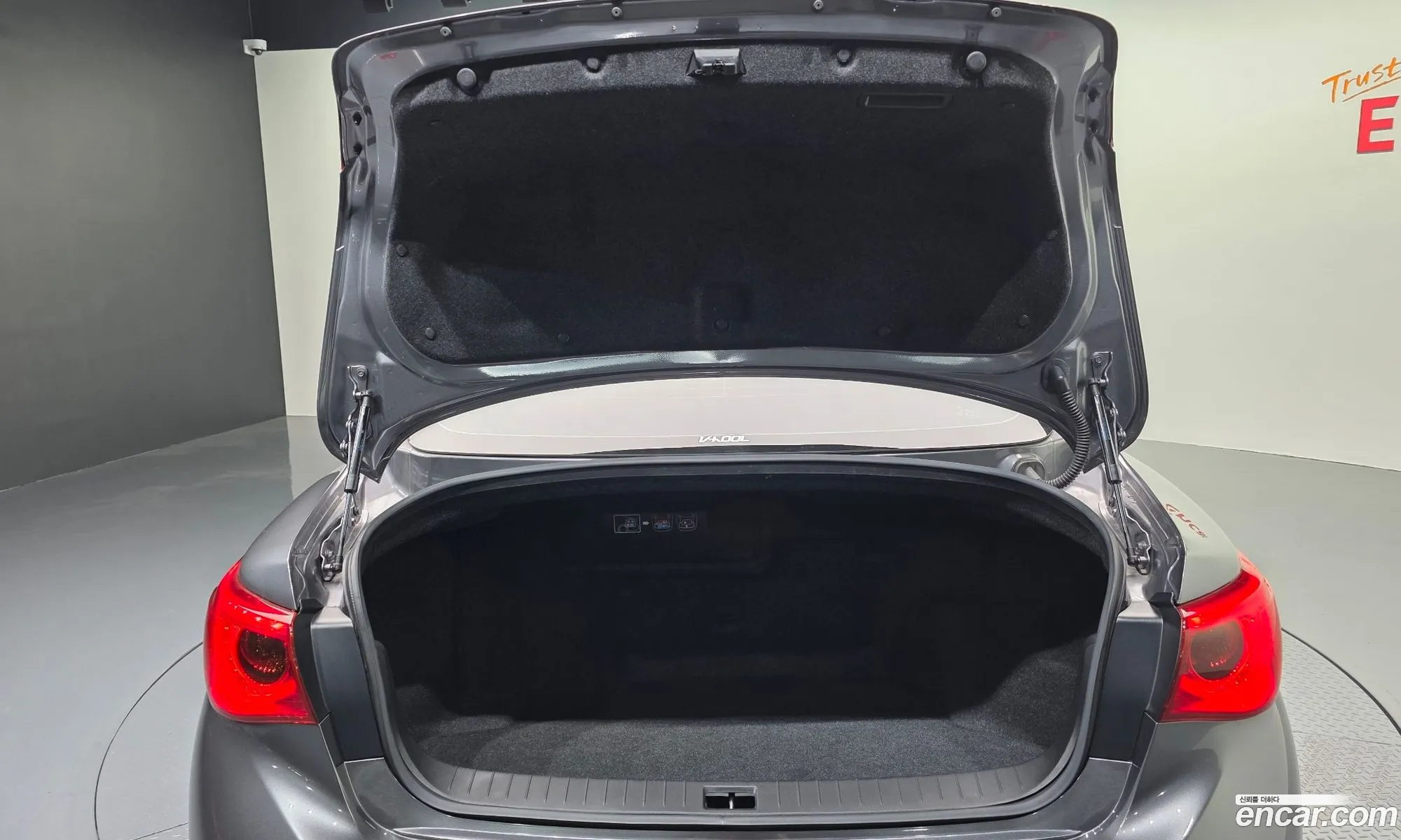 Infiniti Q50 2017 JNKAV71E4HM150074 — 20