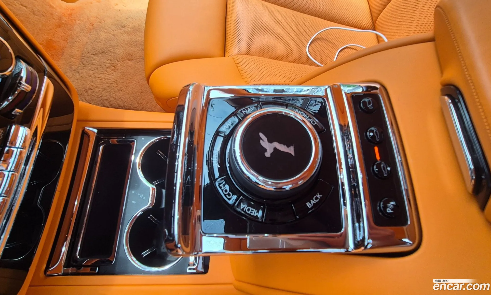 Rolls-Royce Phantom 2023 — 7