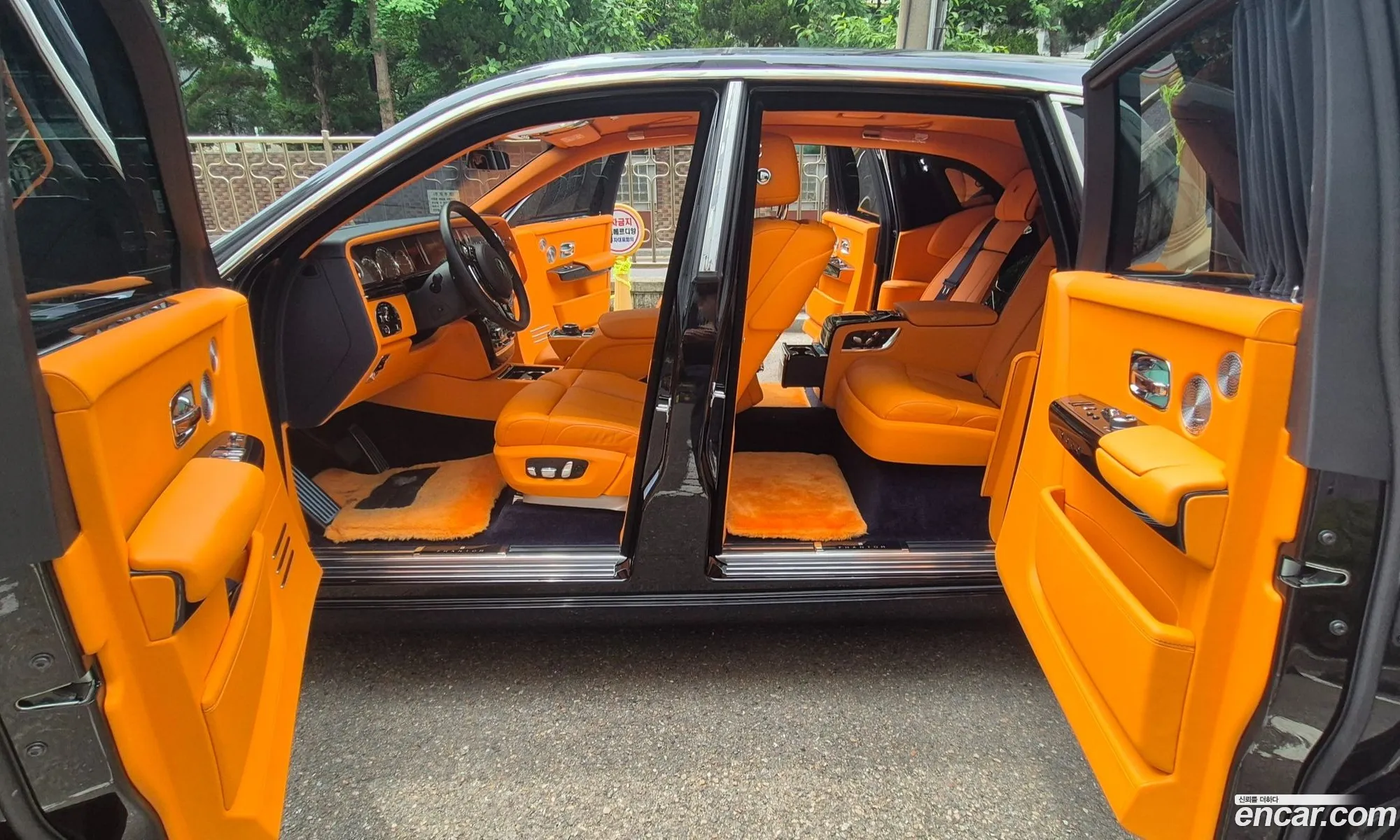 Rolls-Royce Phantom 2023 — 8