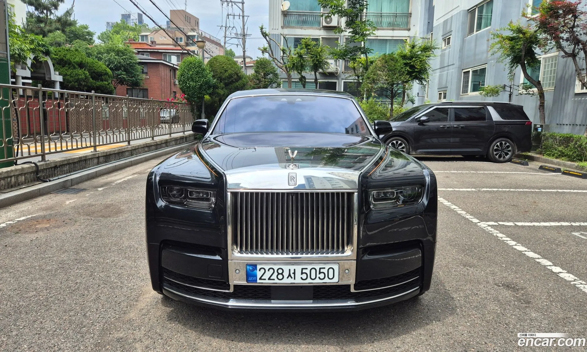 Rolls-Royce Phantom 2023 — 4
