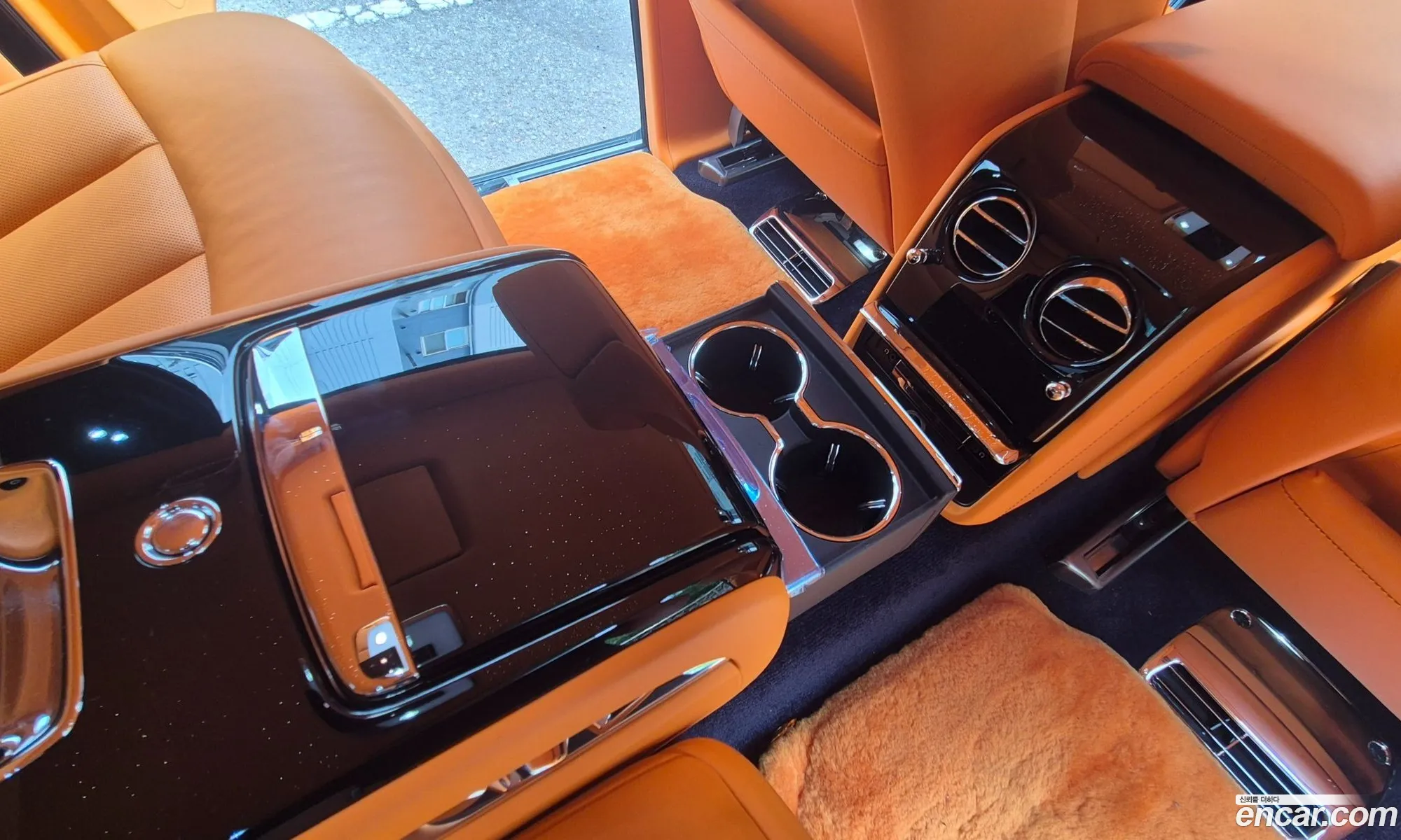 Rolls-Royce Phantom 2023 — 13