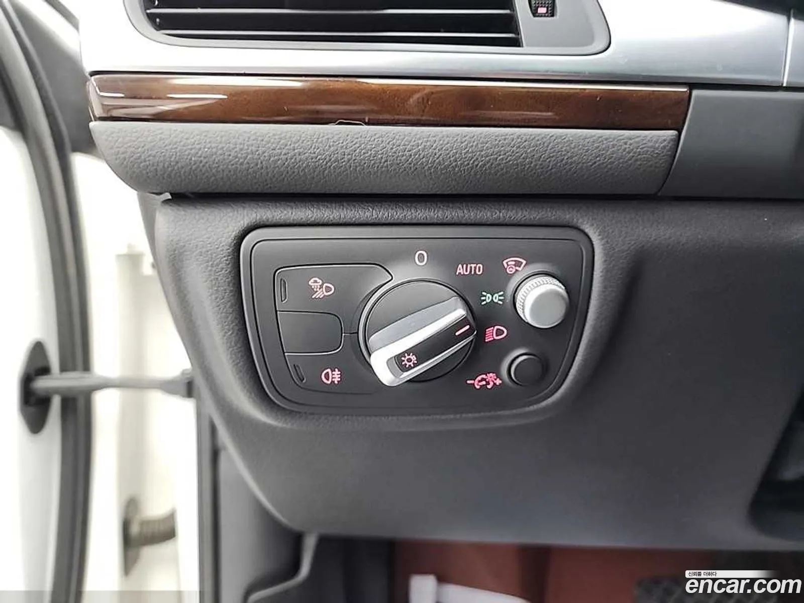 Audi A6 2013 — 15