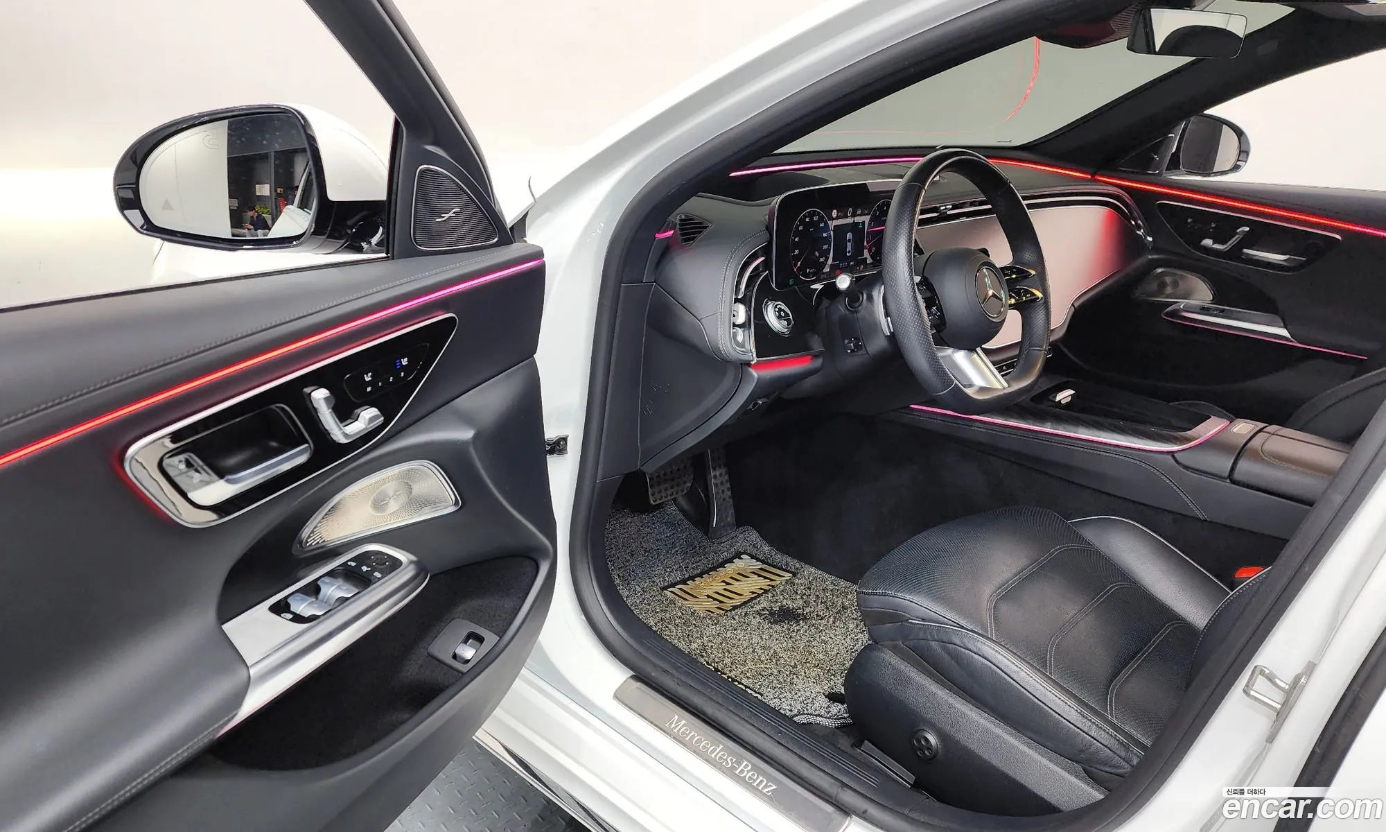 Mercedes-Benz E-Class W214 2024 — 12