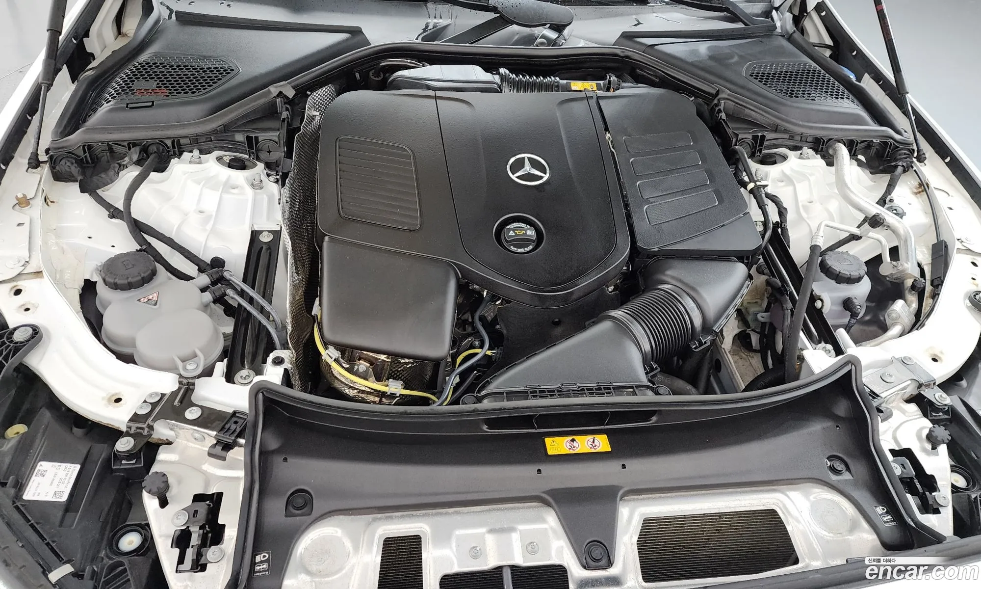 Mercedes-Benz E-Class W214 2024 — 19