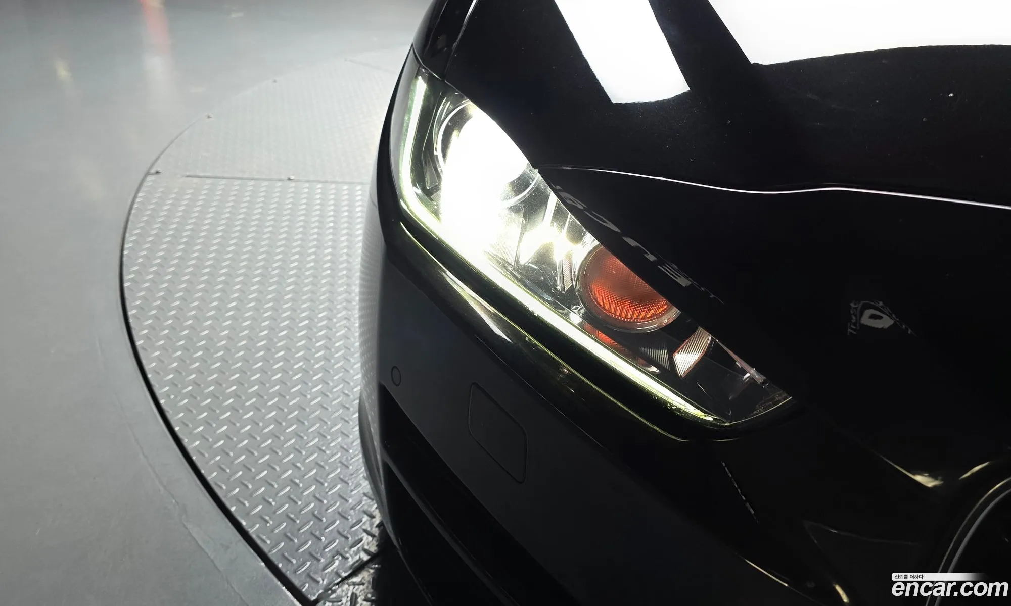 Jaguar XE 2017 SAJAA4BN2HCP05234 — 17