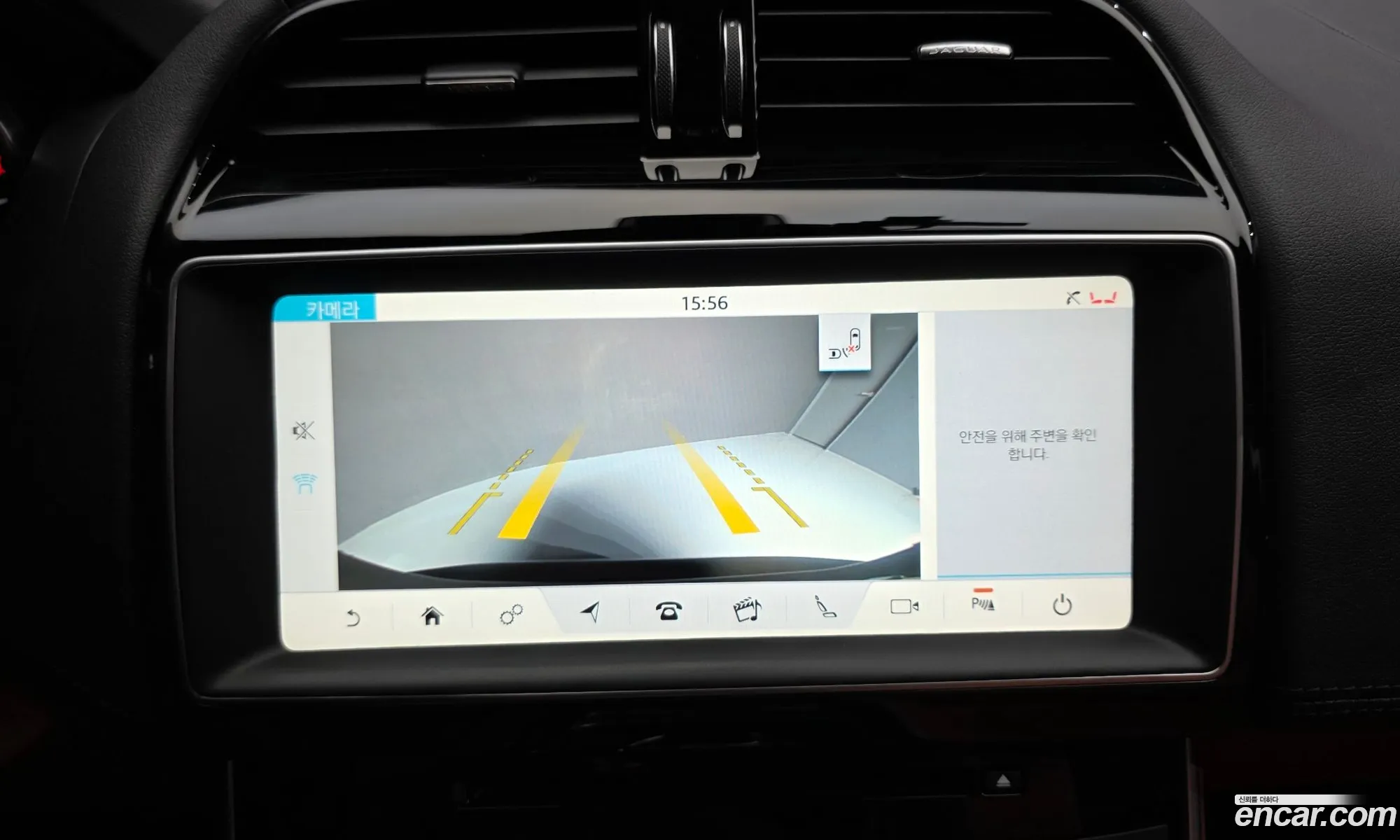 Jaguar XE 2017 SAJAA4BN2HCP05234 — 18