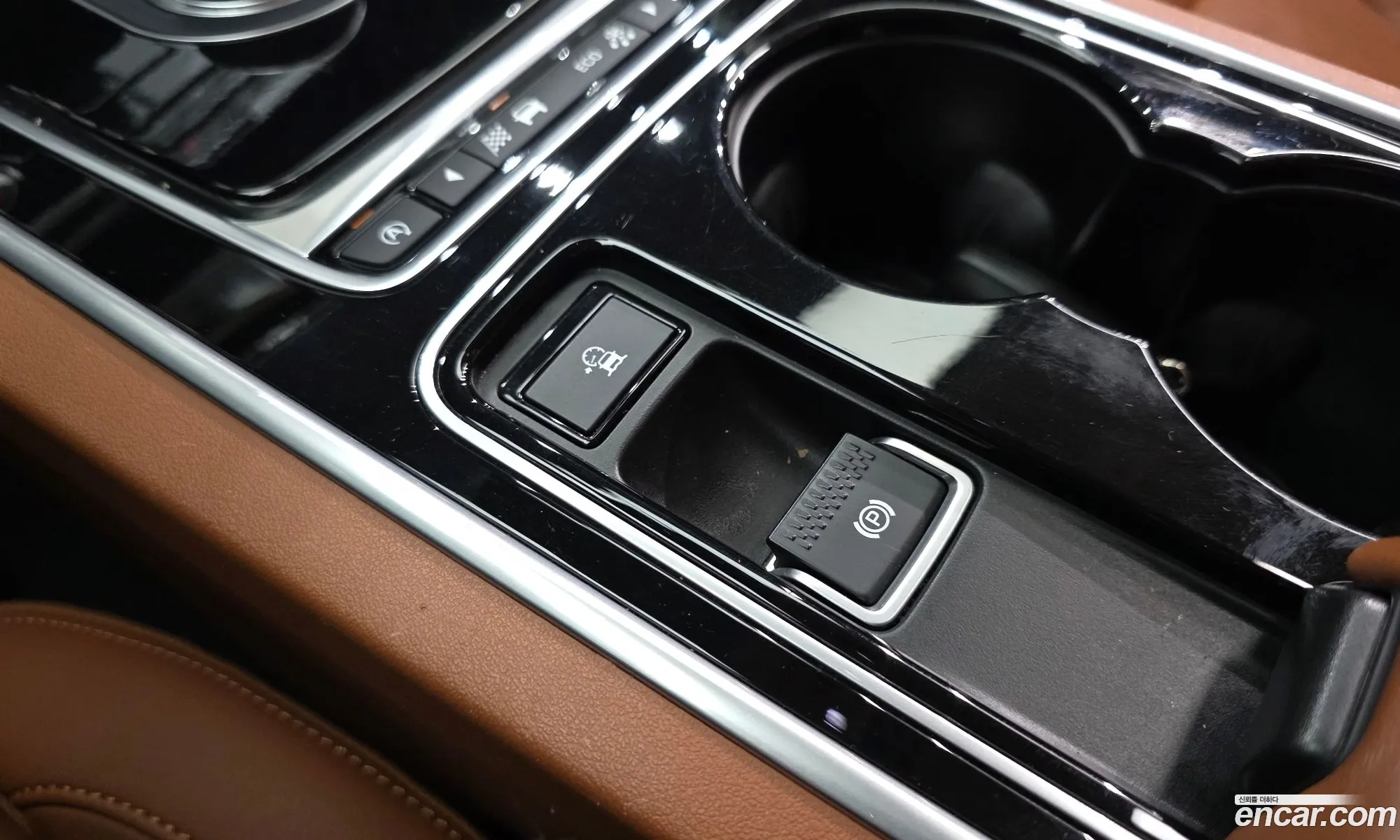 Jaguar XE 2017 SAJAA4BN2HCP05234 — 9