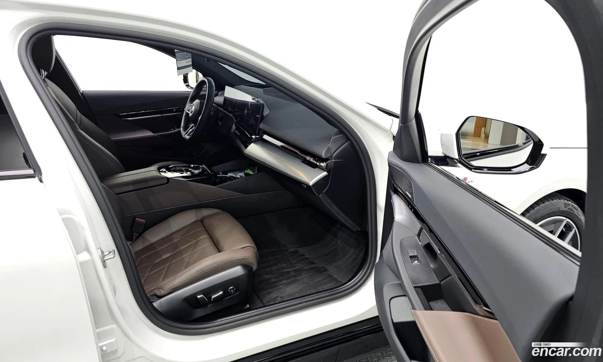 BMW 5 Series 2024 — 5