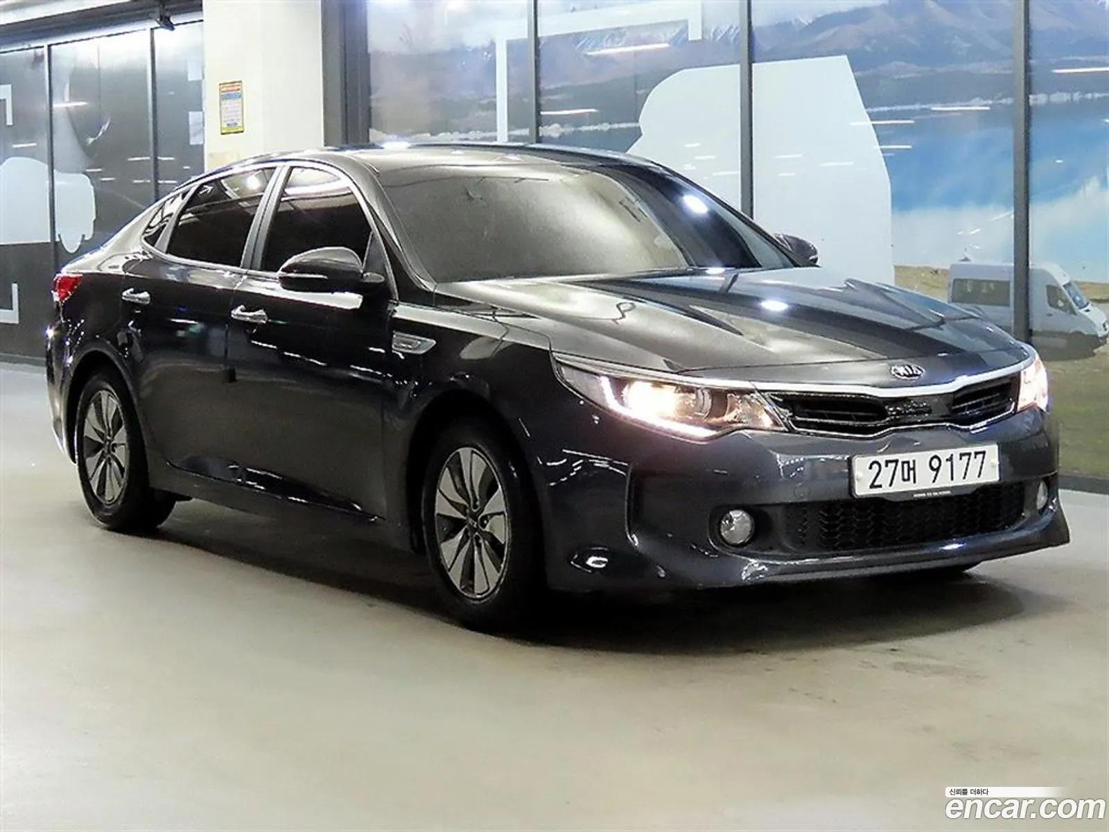 Kia K5 Hybrid 2018 — 4