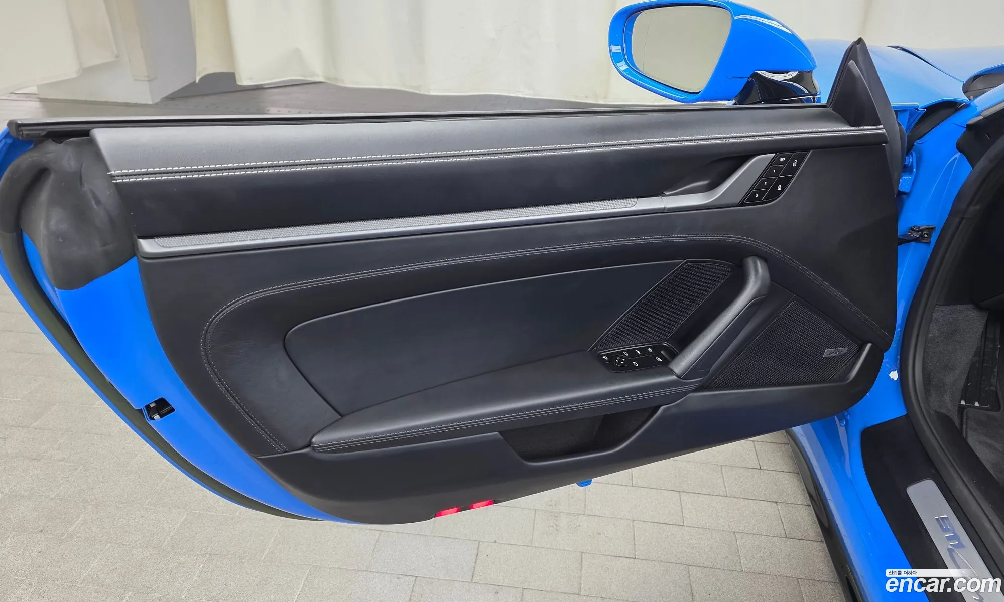 Porsche 911 2023 WP0CB2995PS247307 — 13