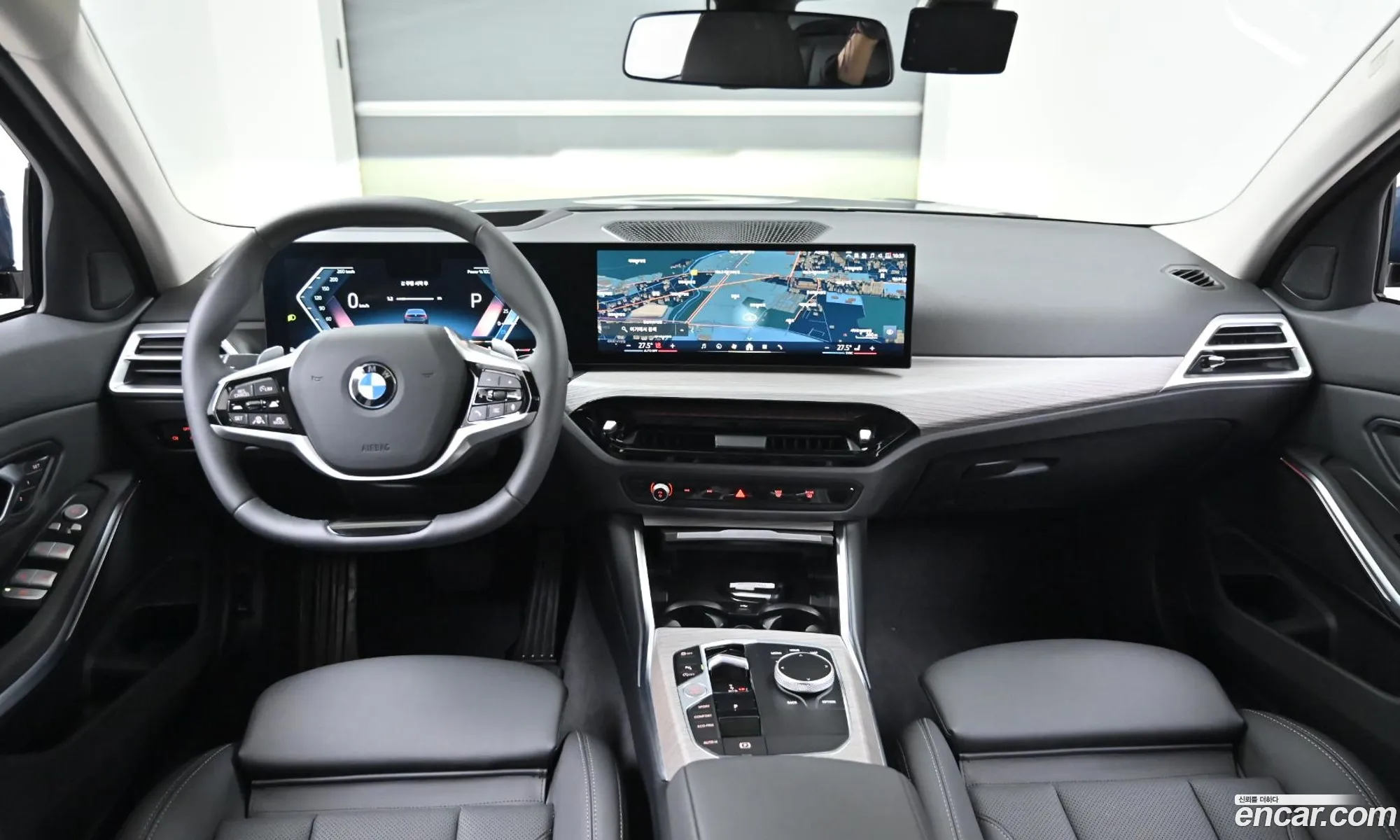 BMW 3 Series 2025 — 13