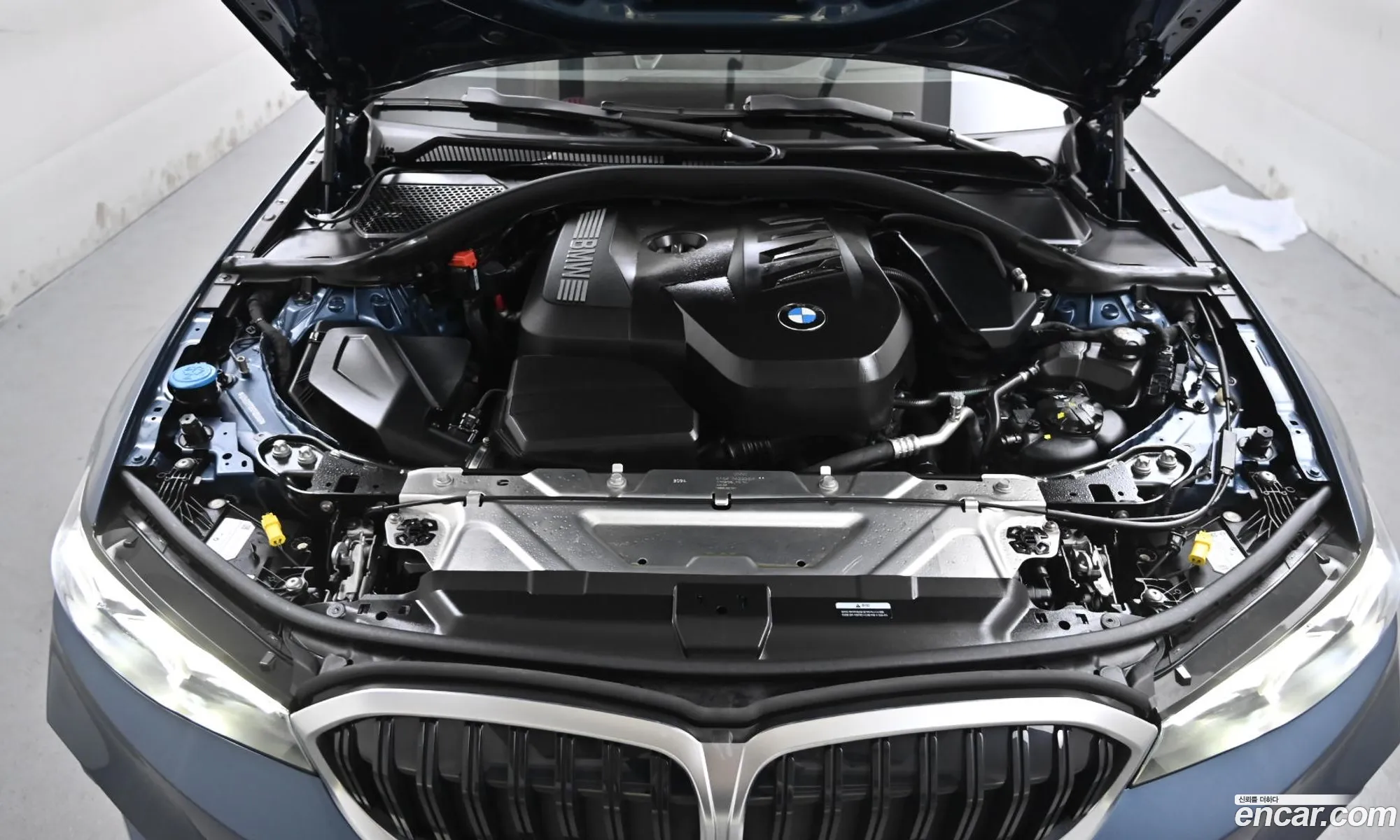 BMW 3 Series 2025 — 19