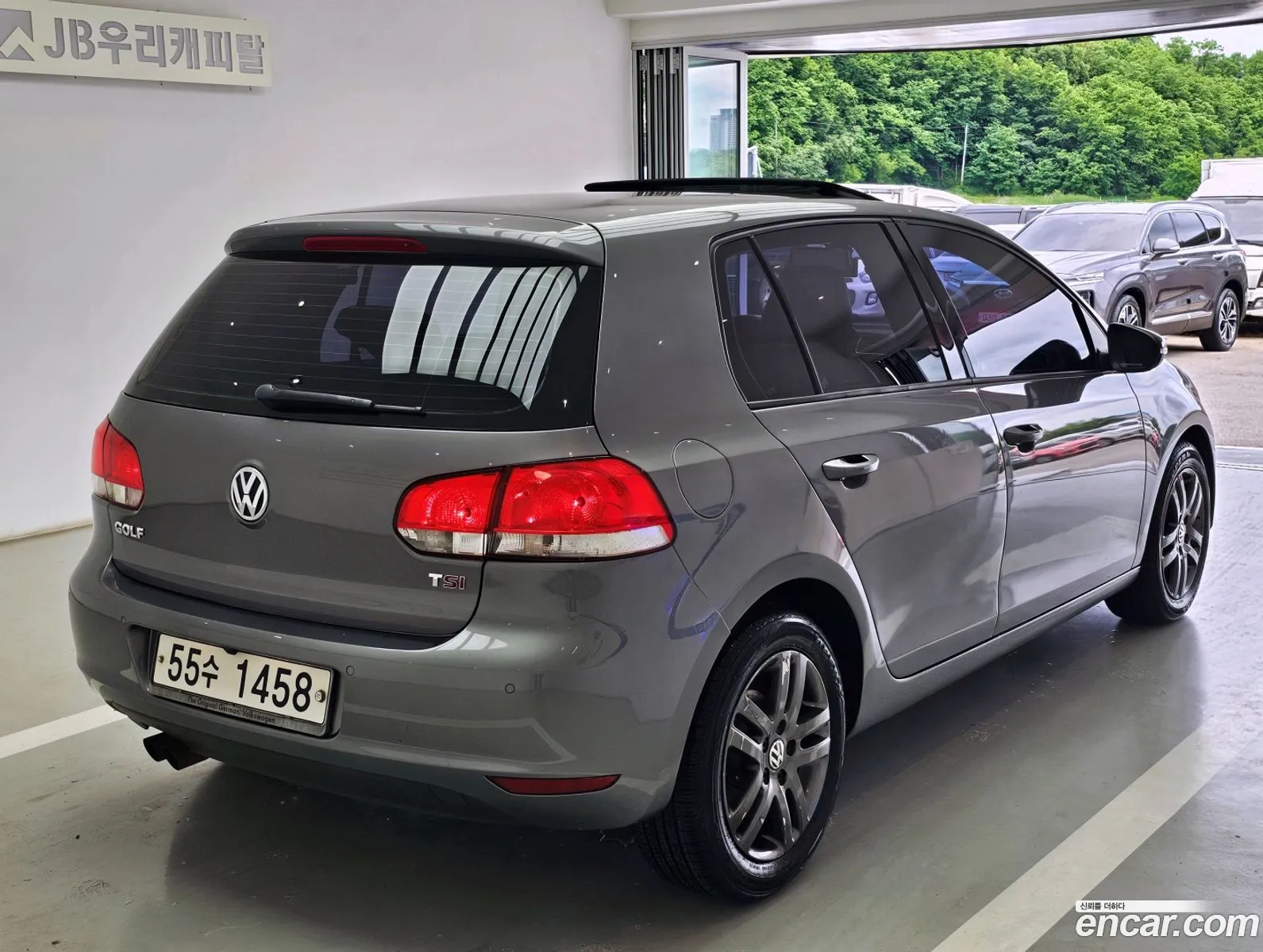 Volkswagen Golf 6th Gen 2011 — 5