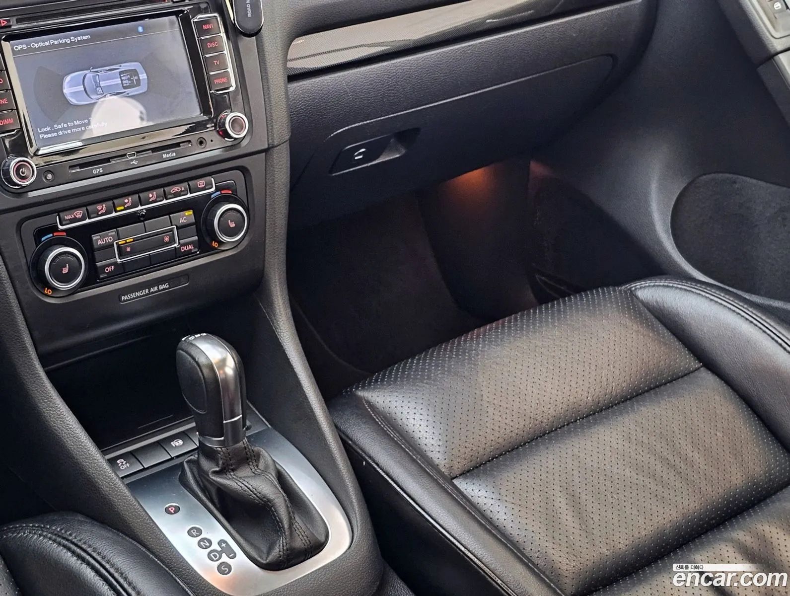 Volkswagen Golf 6th Gen 2011 — 17