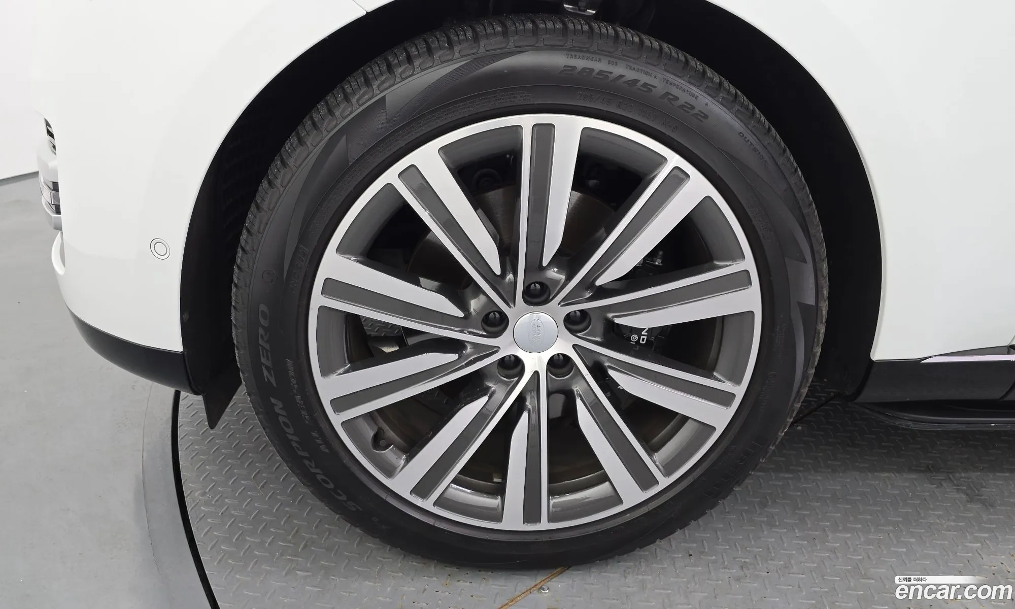 Land Rover Range Rover 2024 SALKABBW0RA241494 — 26