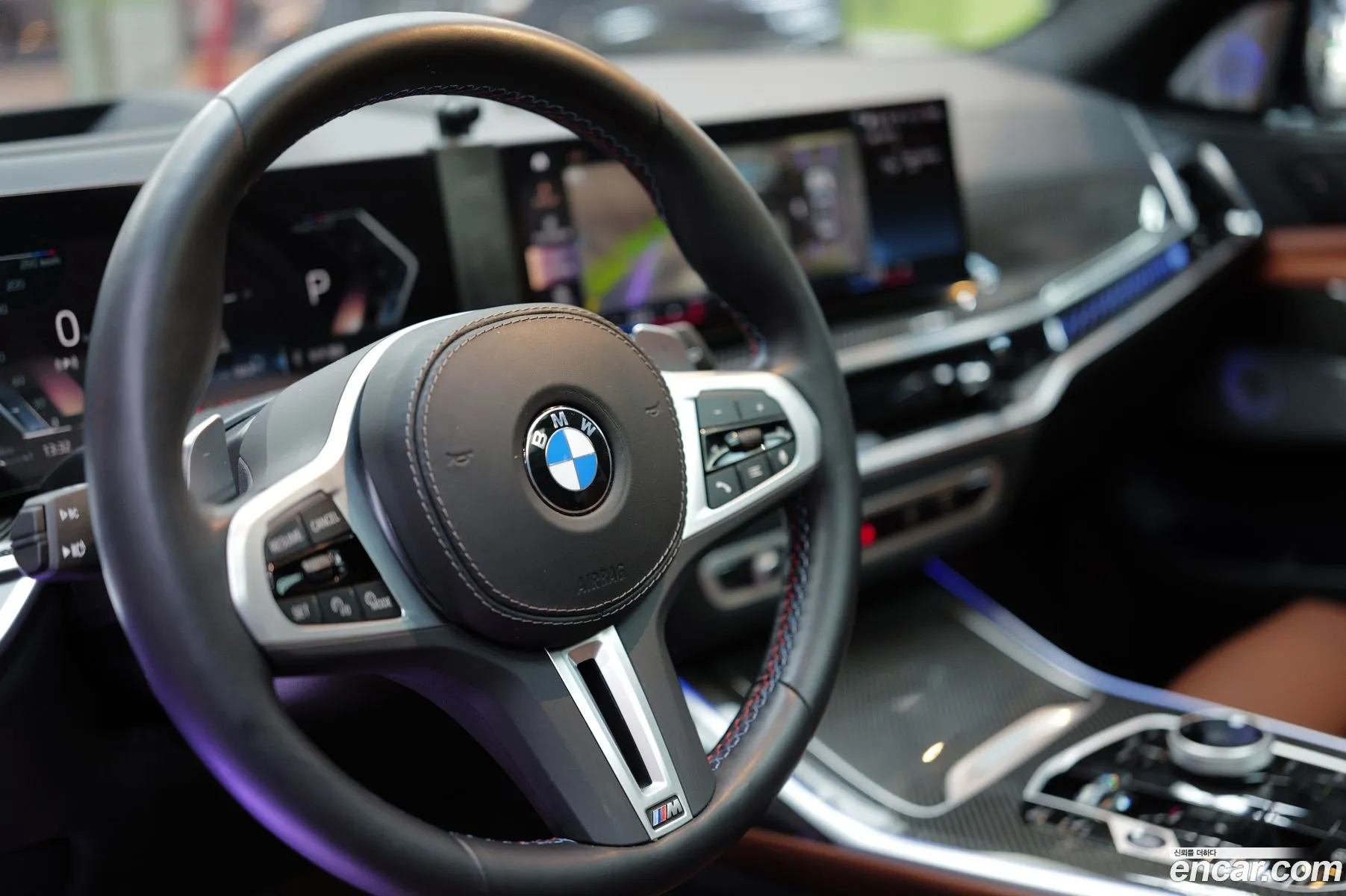 BMW X7 2023 — 10