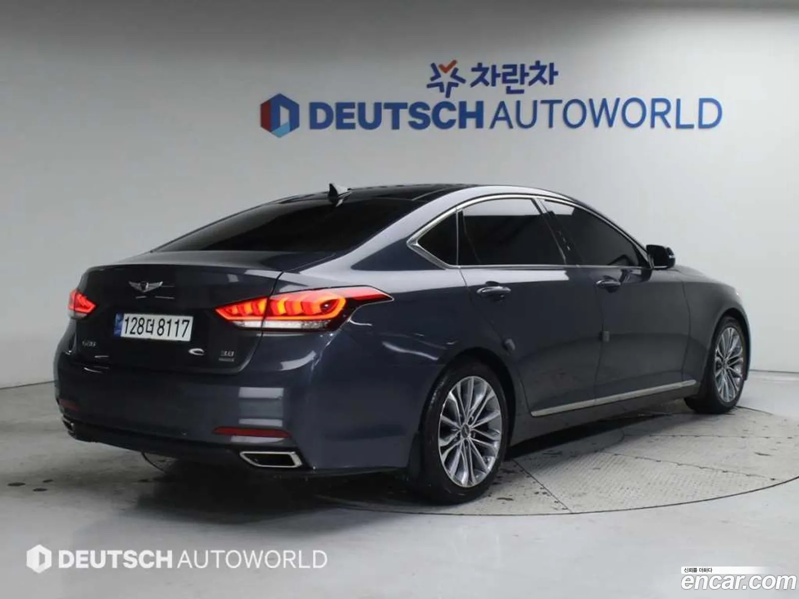 Genesis G80 2017 — 18