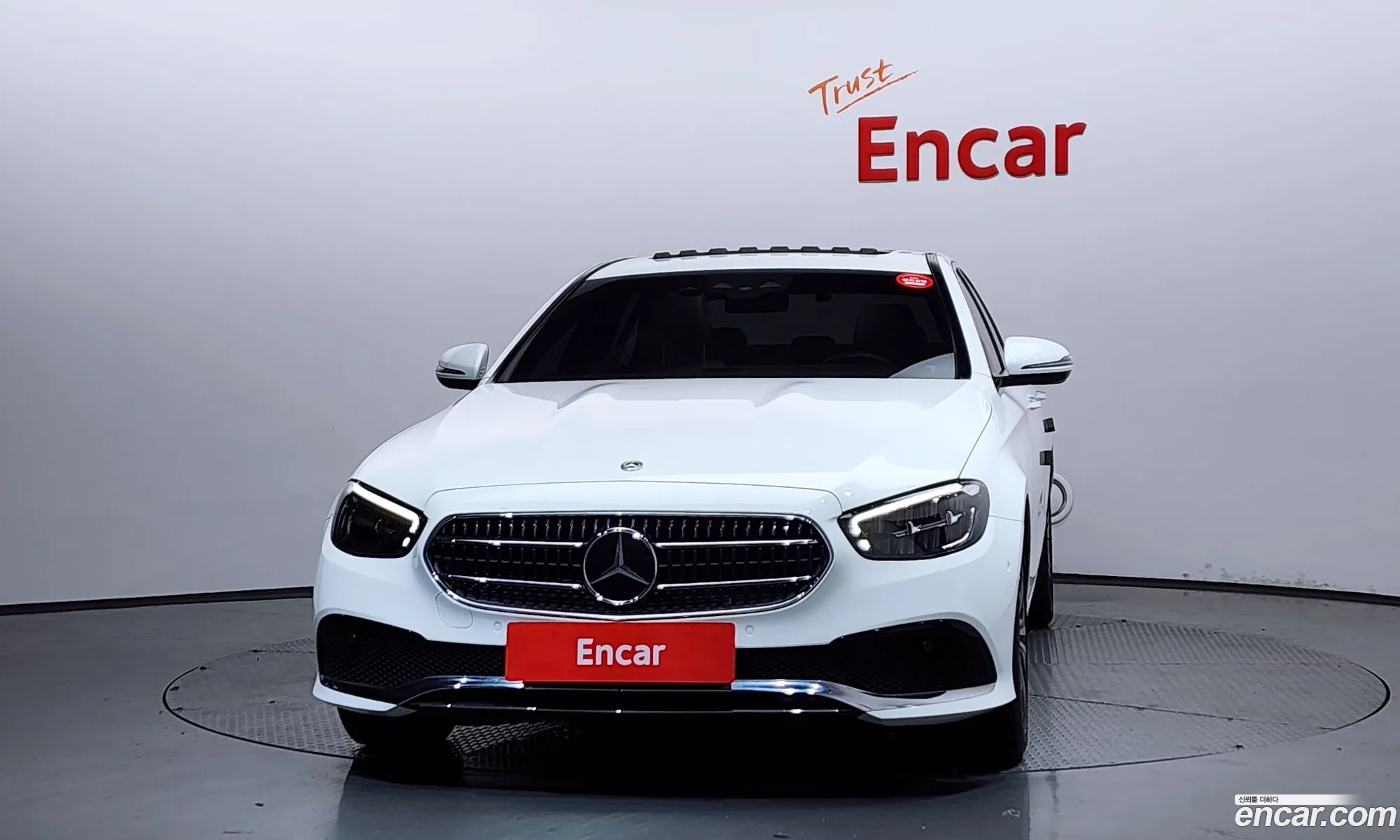 Mercedes-Benz E-Class W213 2020 — 12