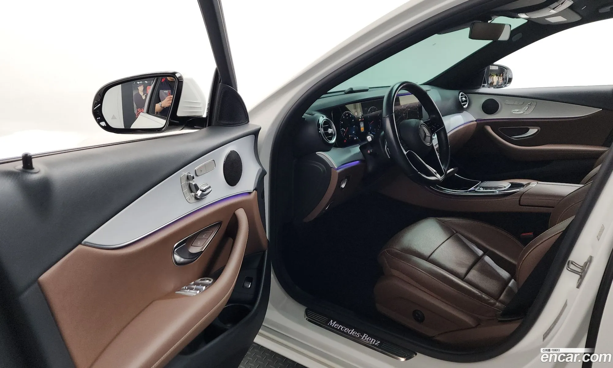 Mercedes-Benz E-Class W213 2020 — 31