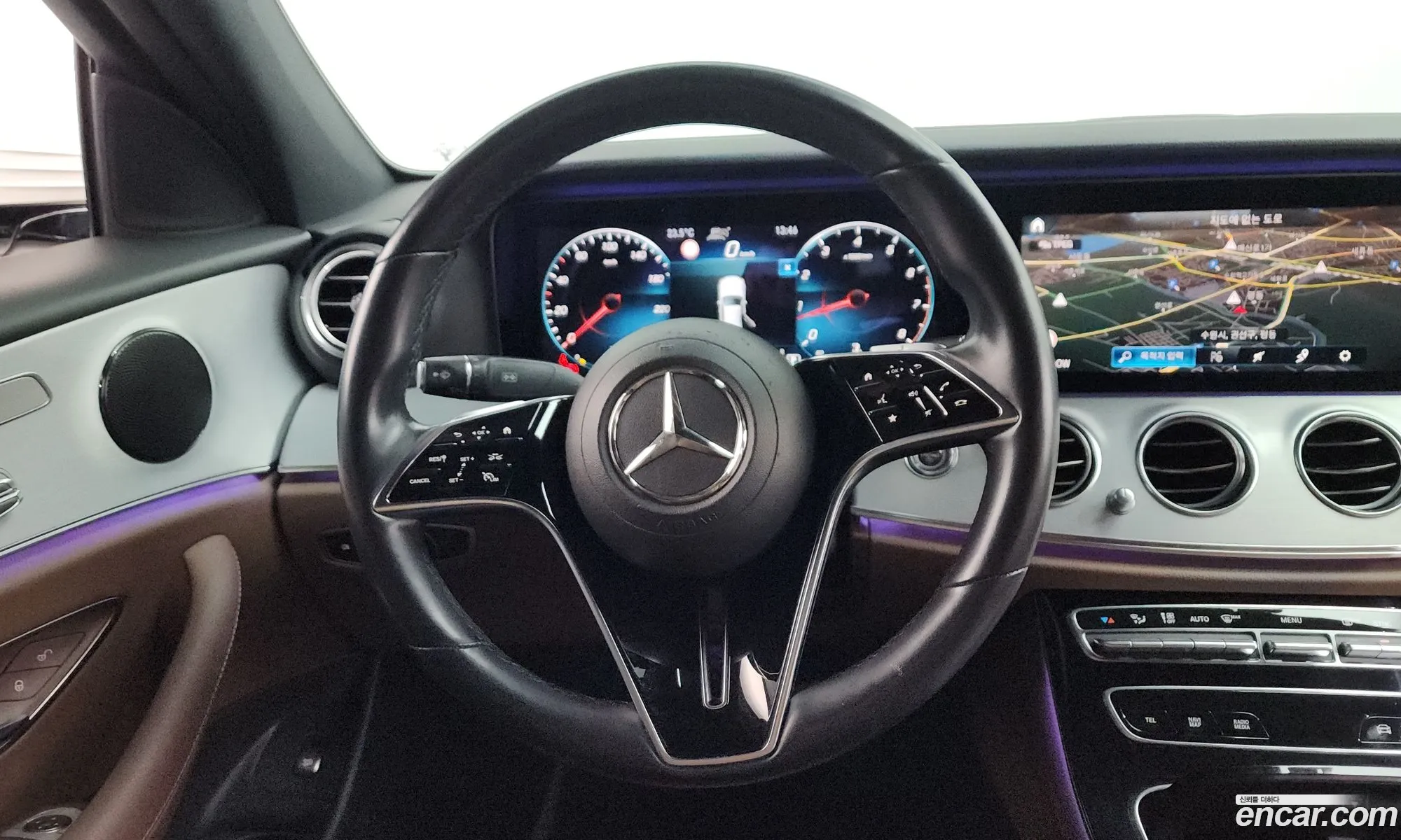 Mercedes-Benz E-Class W213 2020 — 27