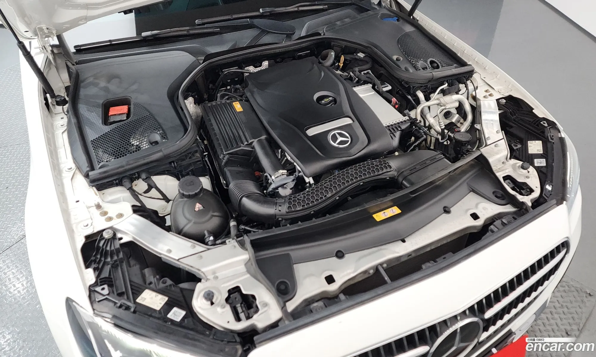 Mercedes-Benz E-Class W213 2020 — 19