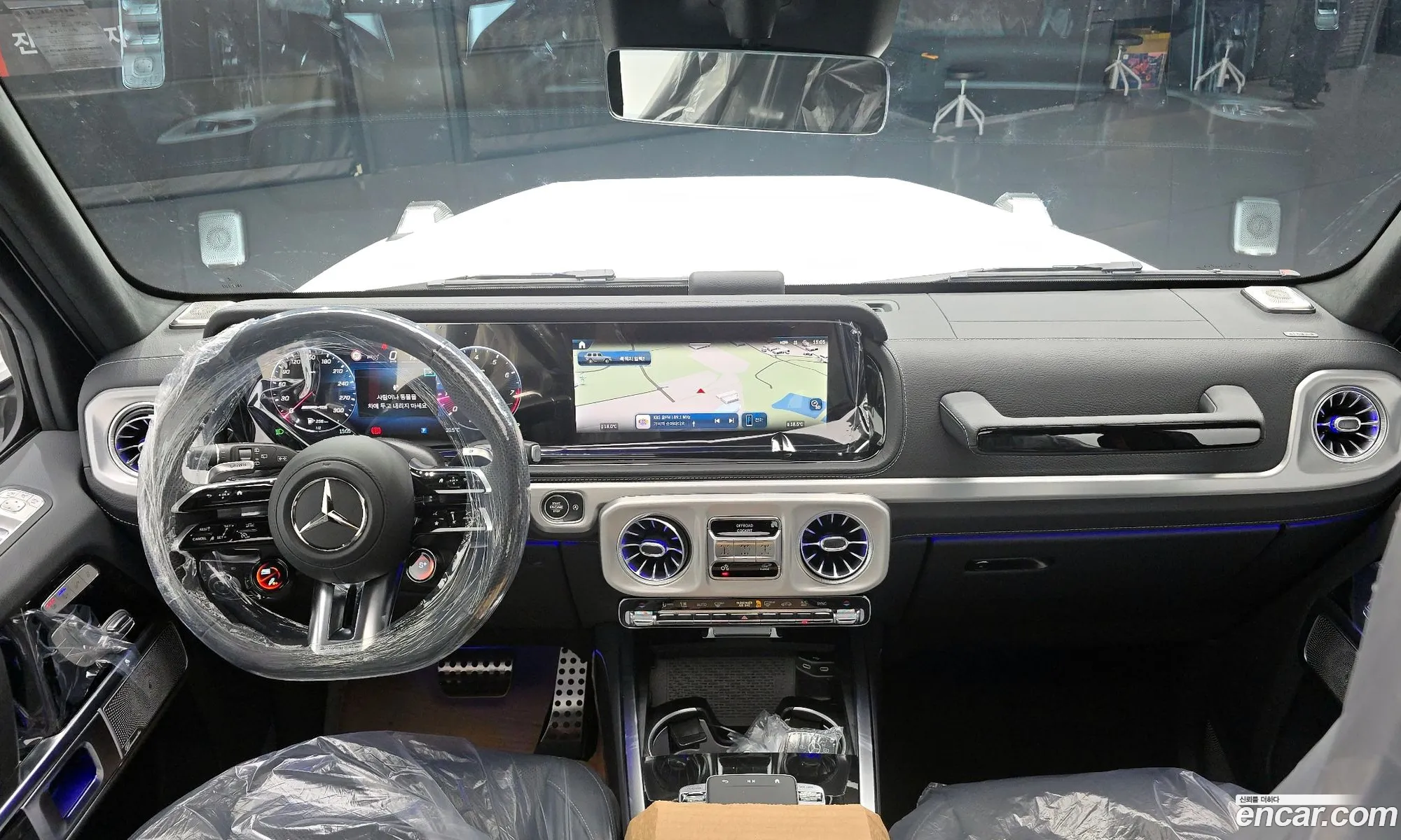 Mercedes-Benz G-Class W465 2026 — 16