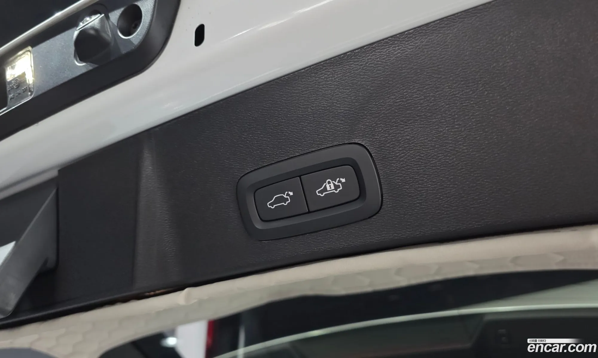 Volvo XC40 2024 — 24